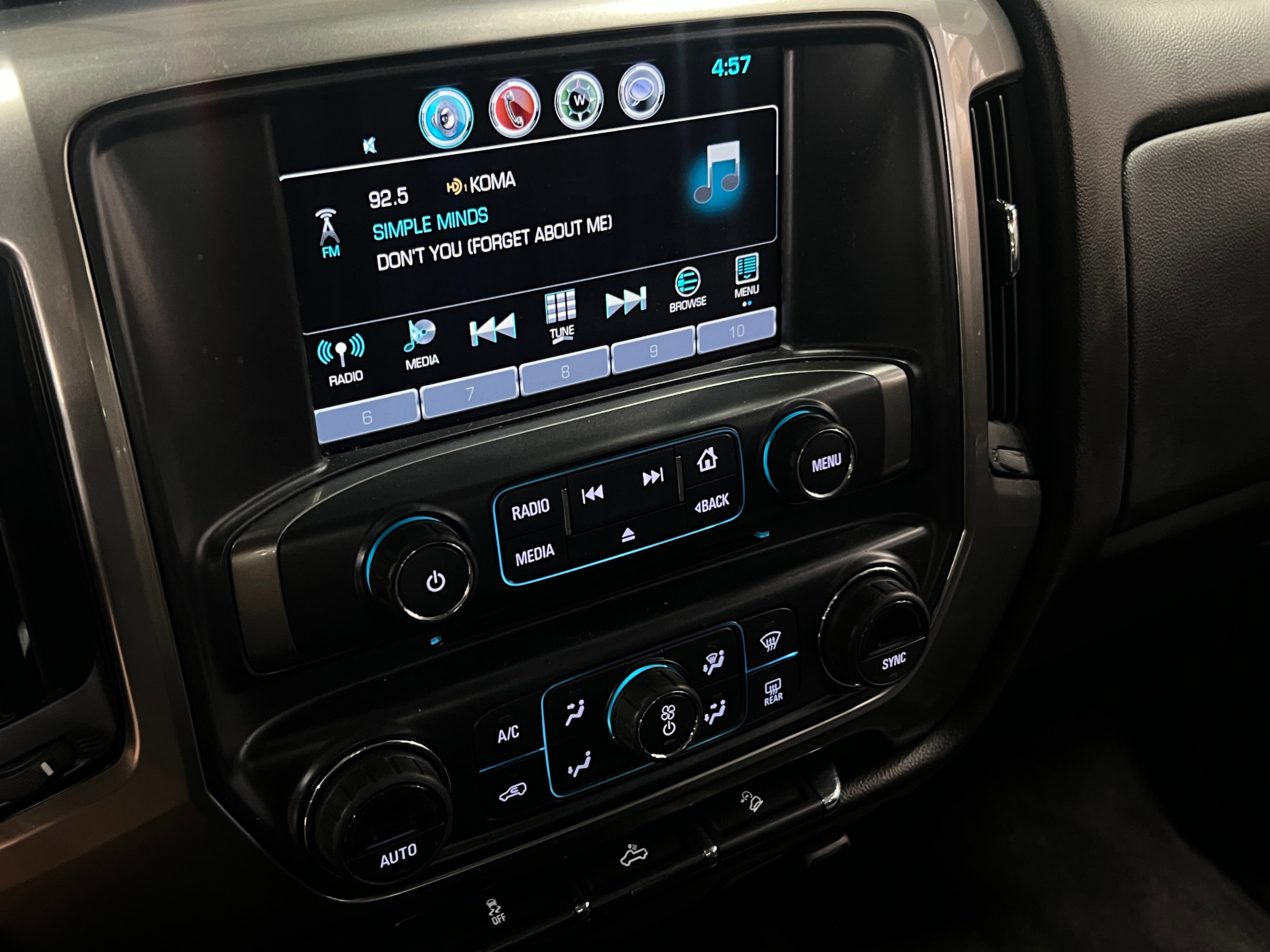 2018 Chevrolet Silverado 1500 LT 4