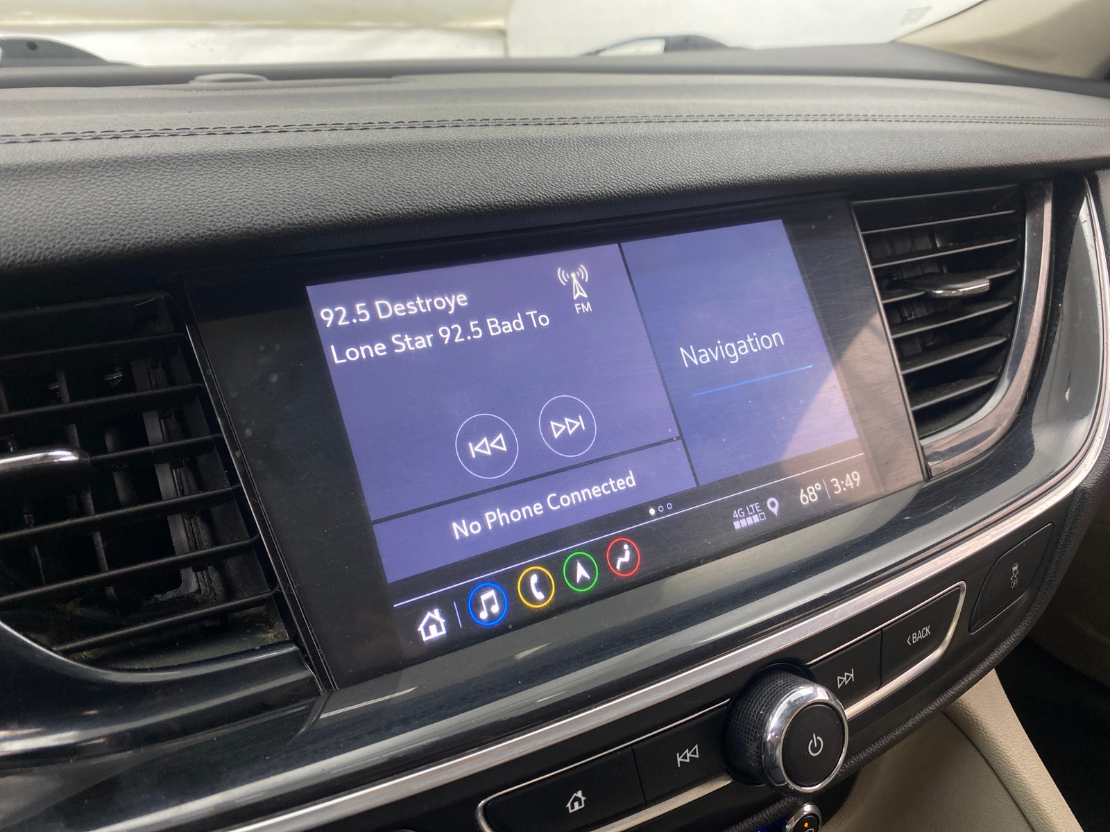 Thumbnail: 2019 Buick Regal - 3