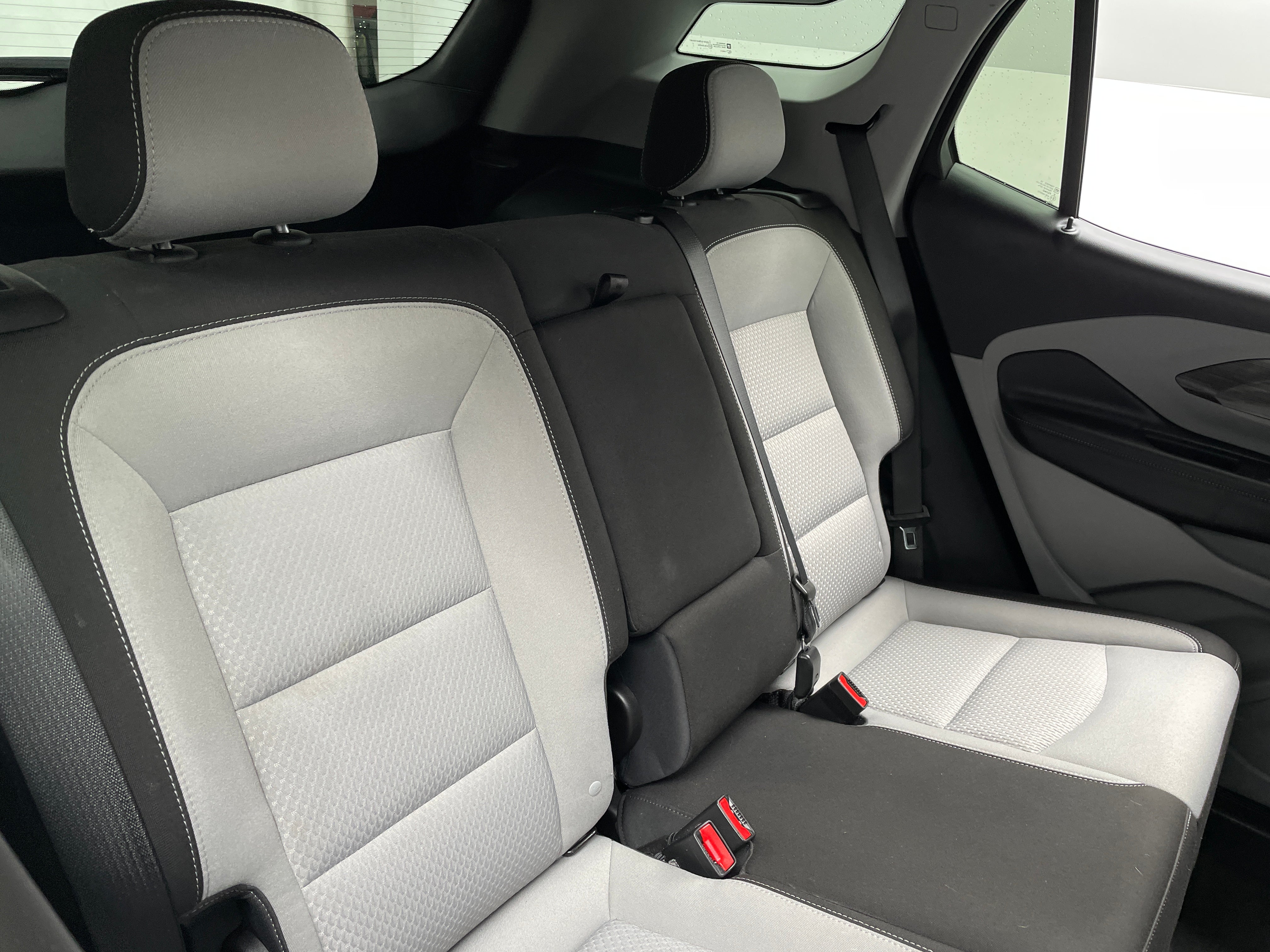 2023 GMC Terrain SLE 6