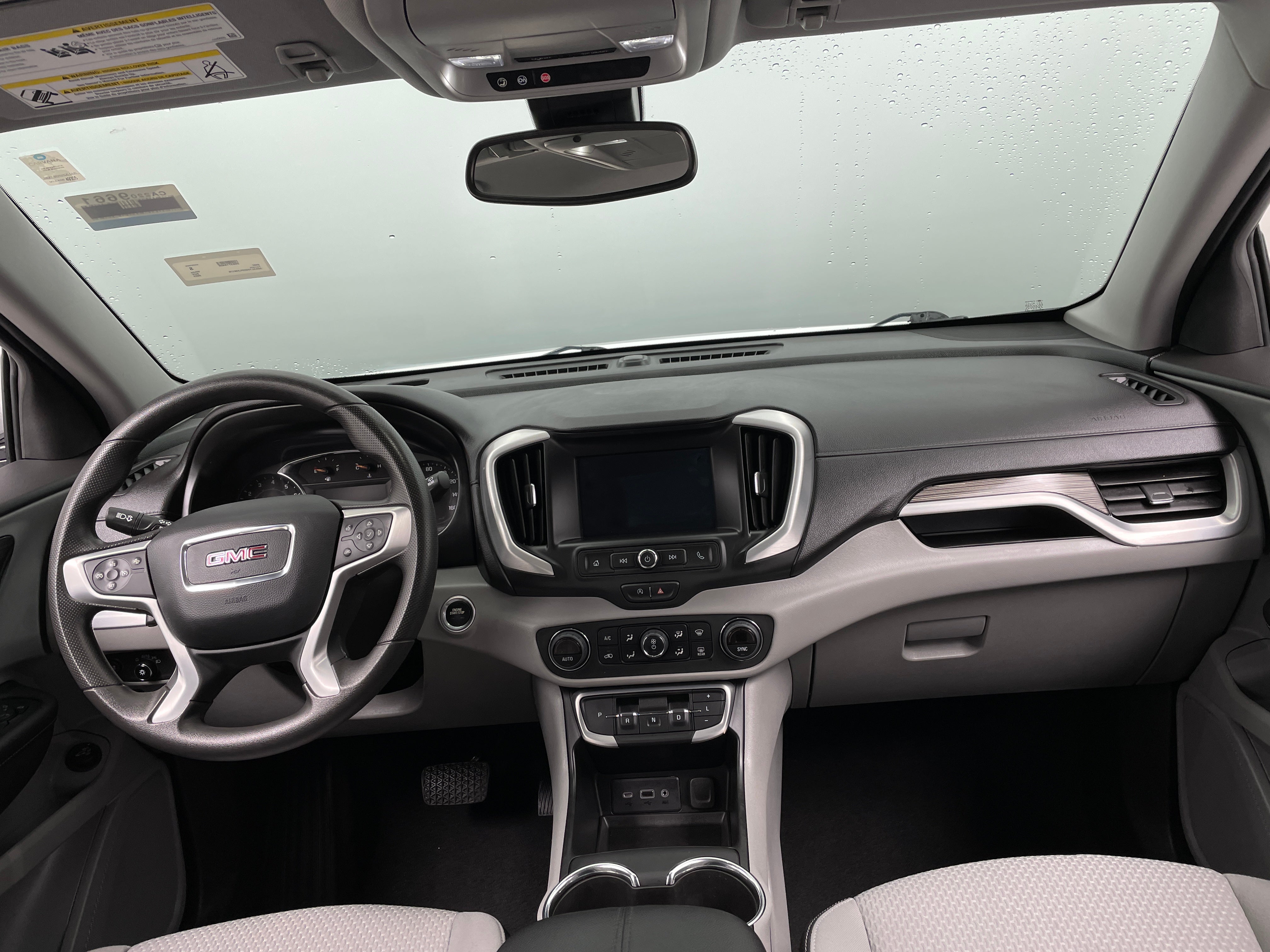 2023 GMC Terrain SLE 3