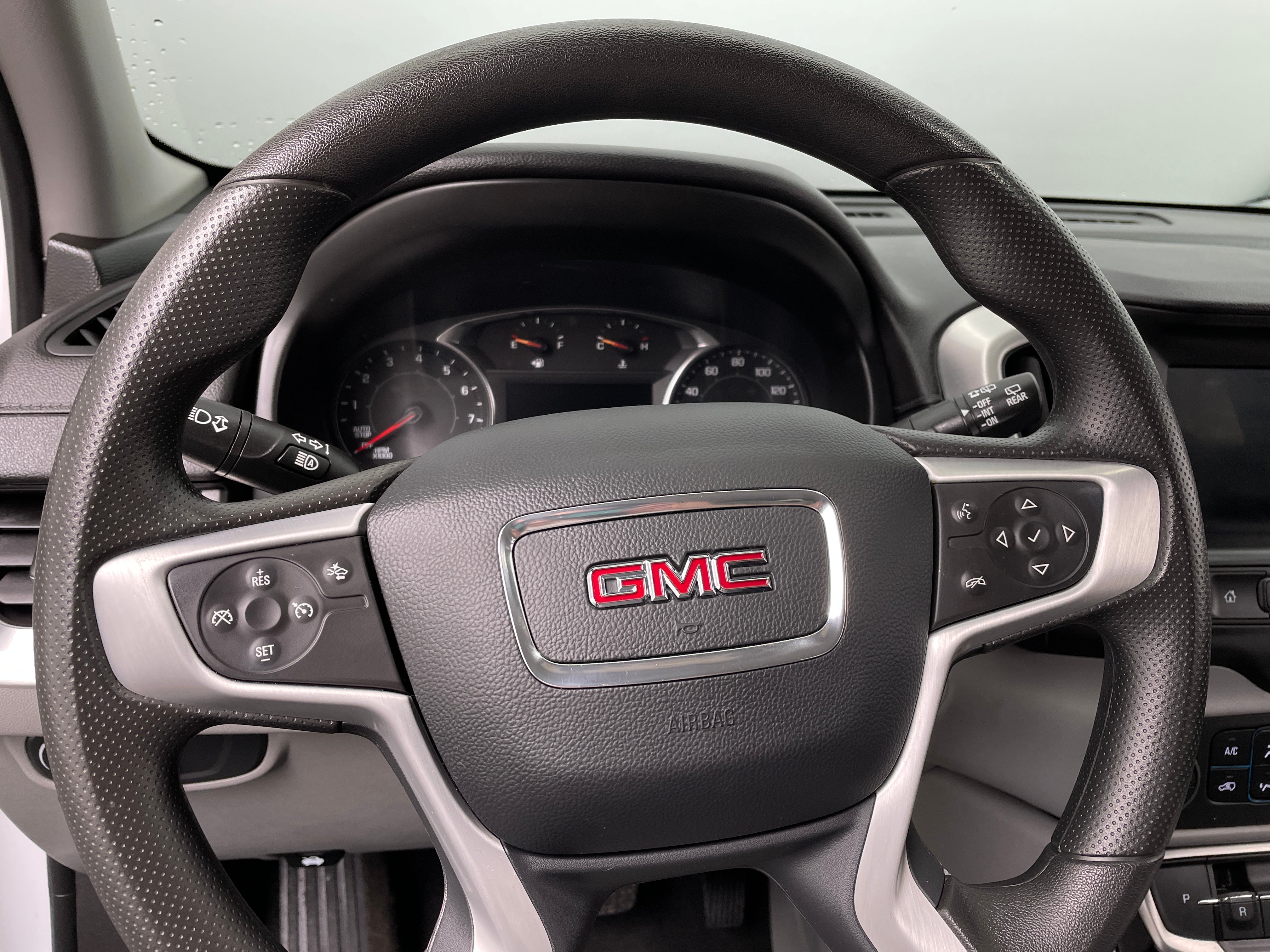 2023 GMC Terrain SLE 5