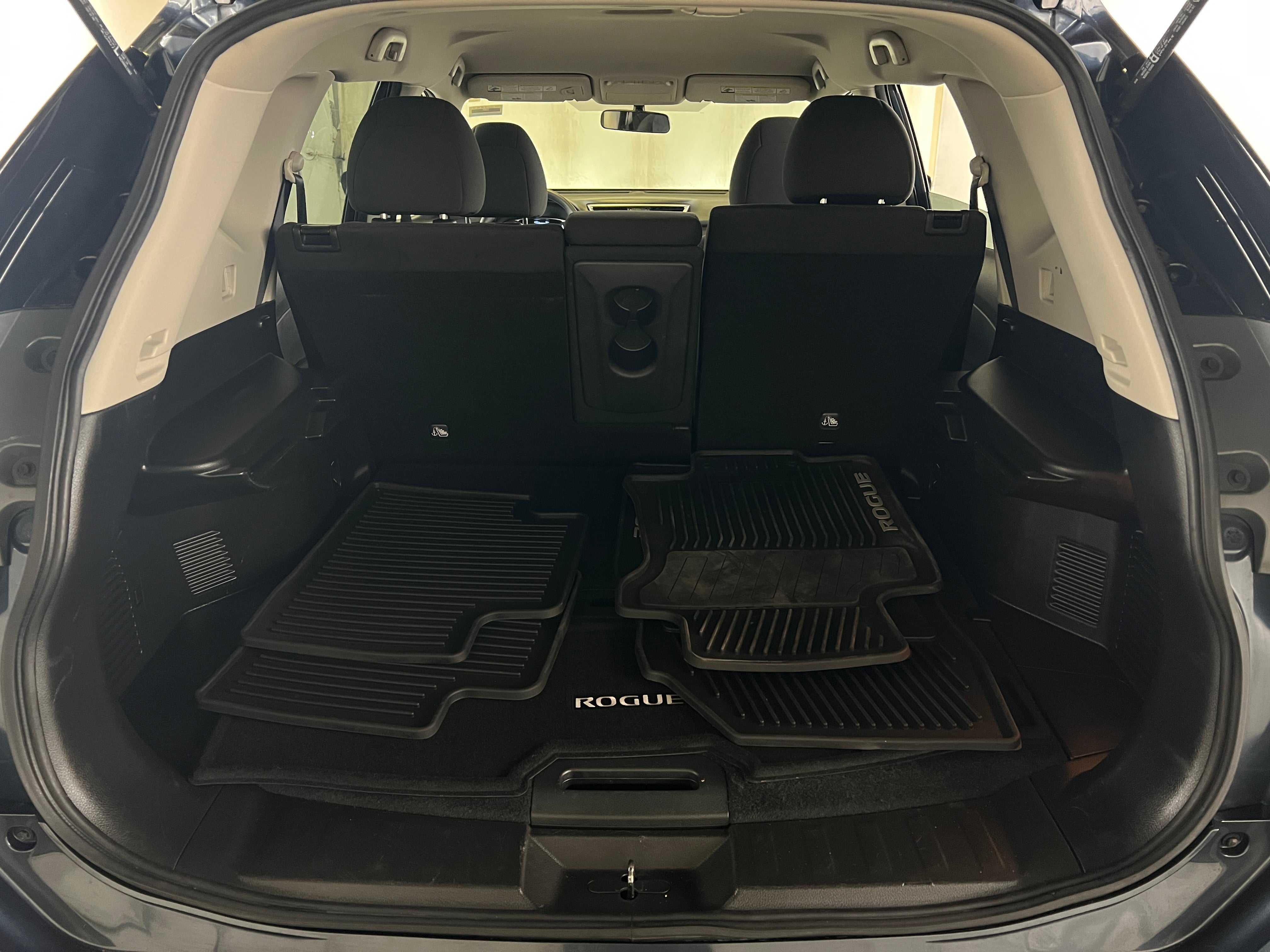 2016 Nissan Rogue SV 7