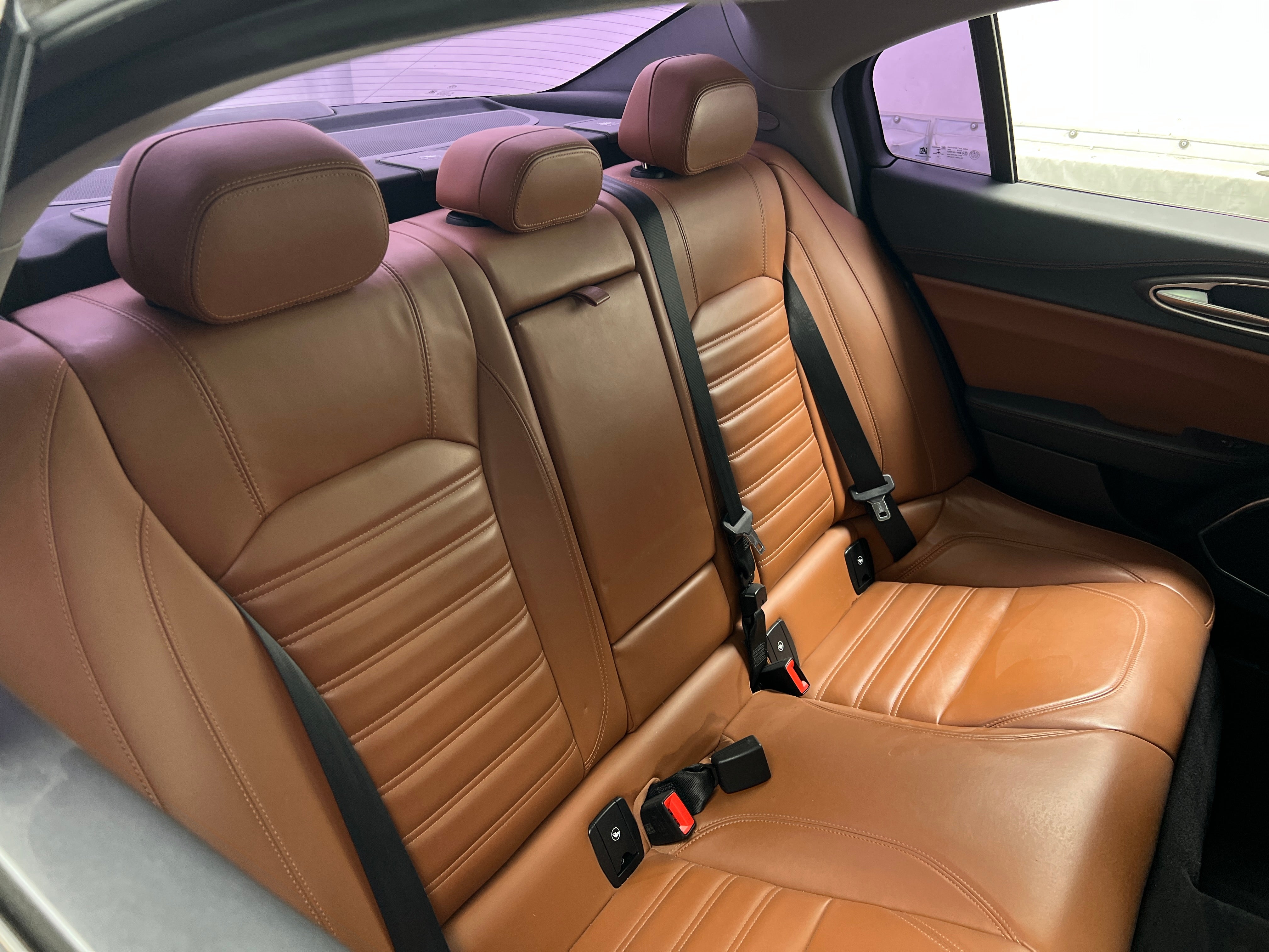2019 Alfa Romeo Giulia Ti 5