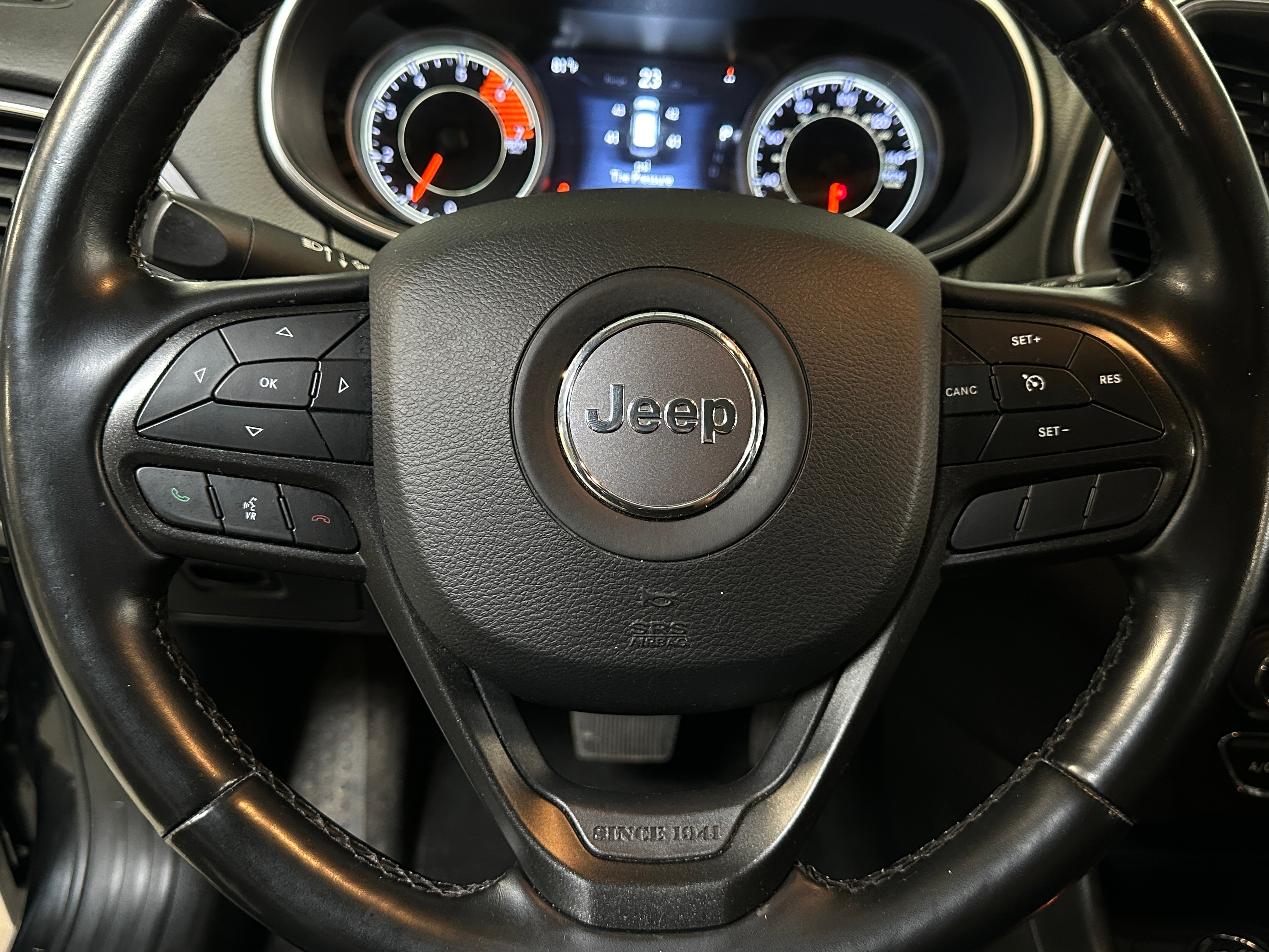2020 Jeep Cherokee Trailhawk 5