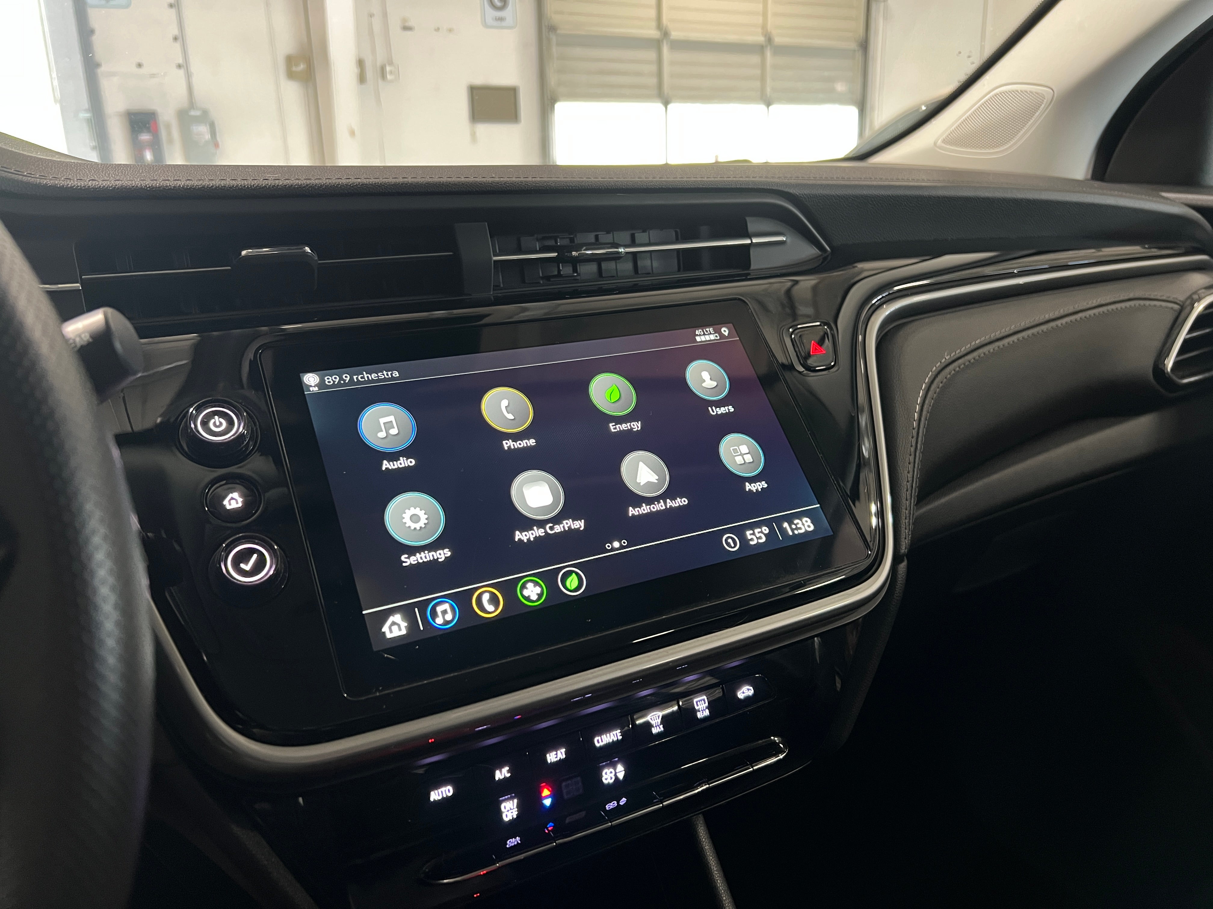 2023 Chevrolet Bolt EUV LT 4