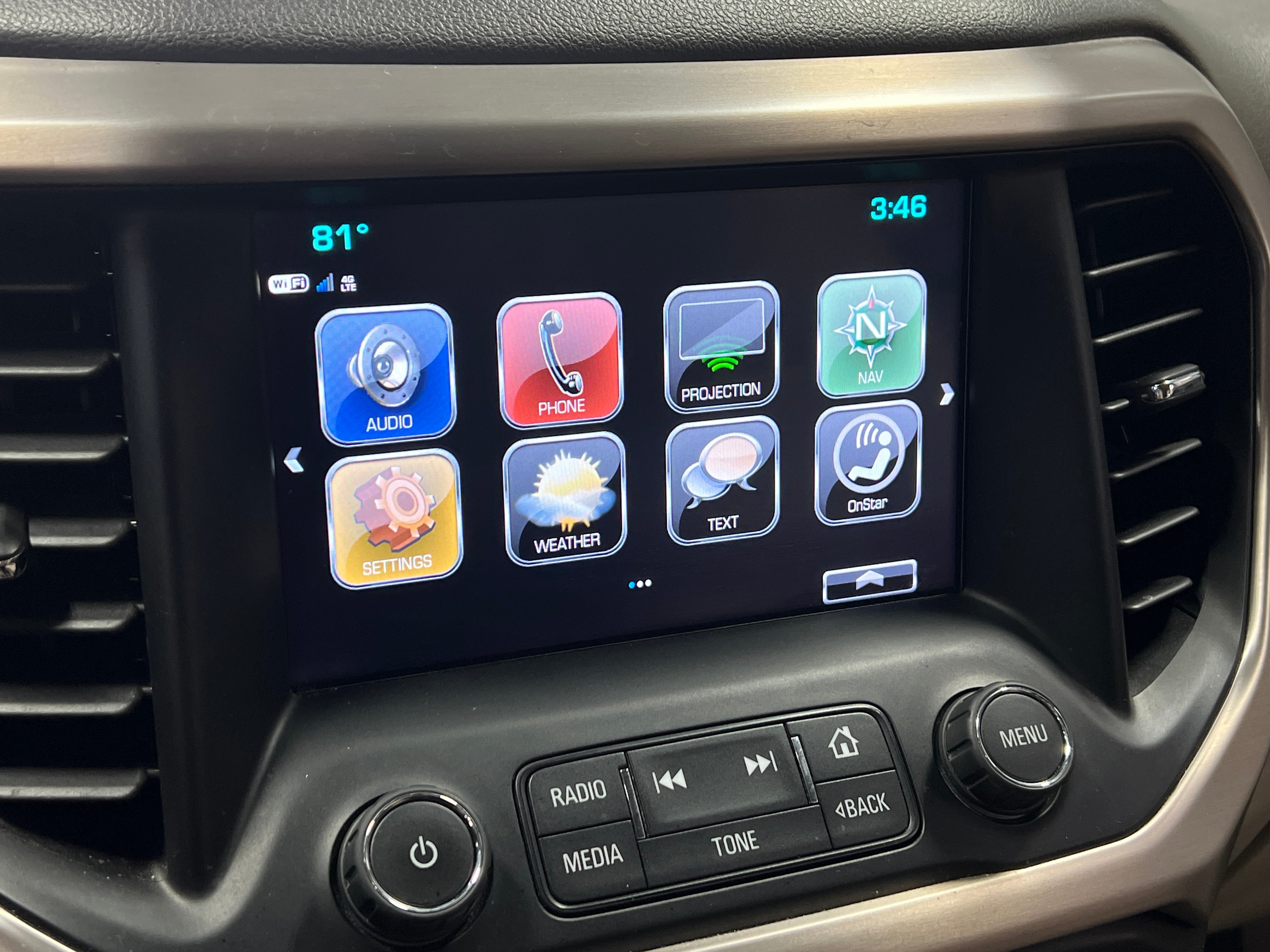 2019 GMC Acadia Denali 4