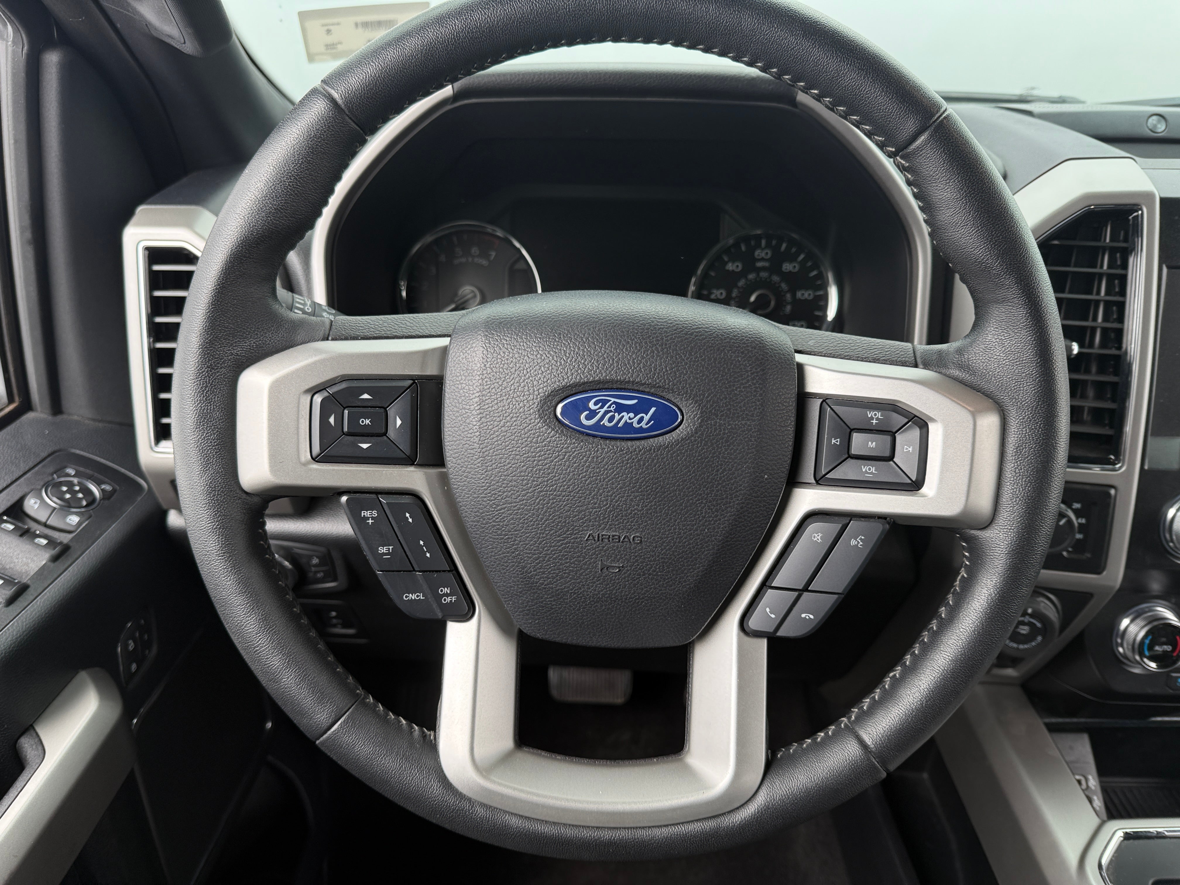 2020 Ford Econoline E-150 4
