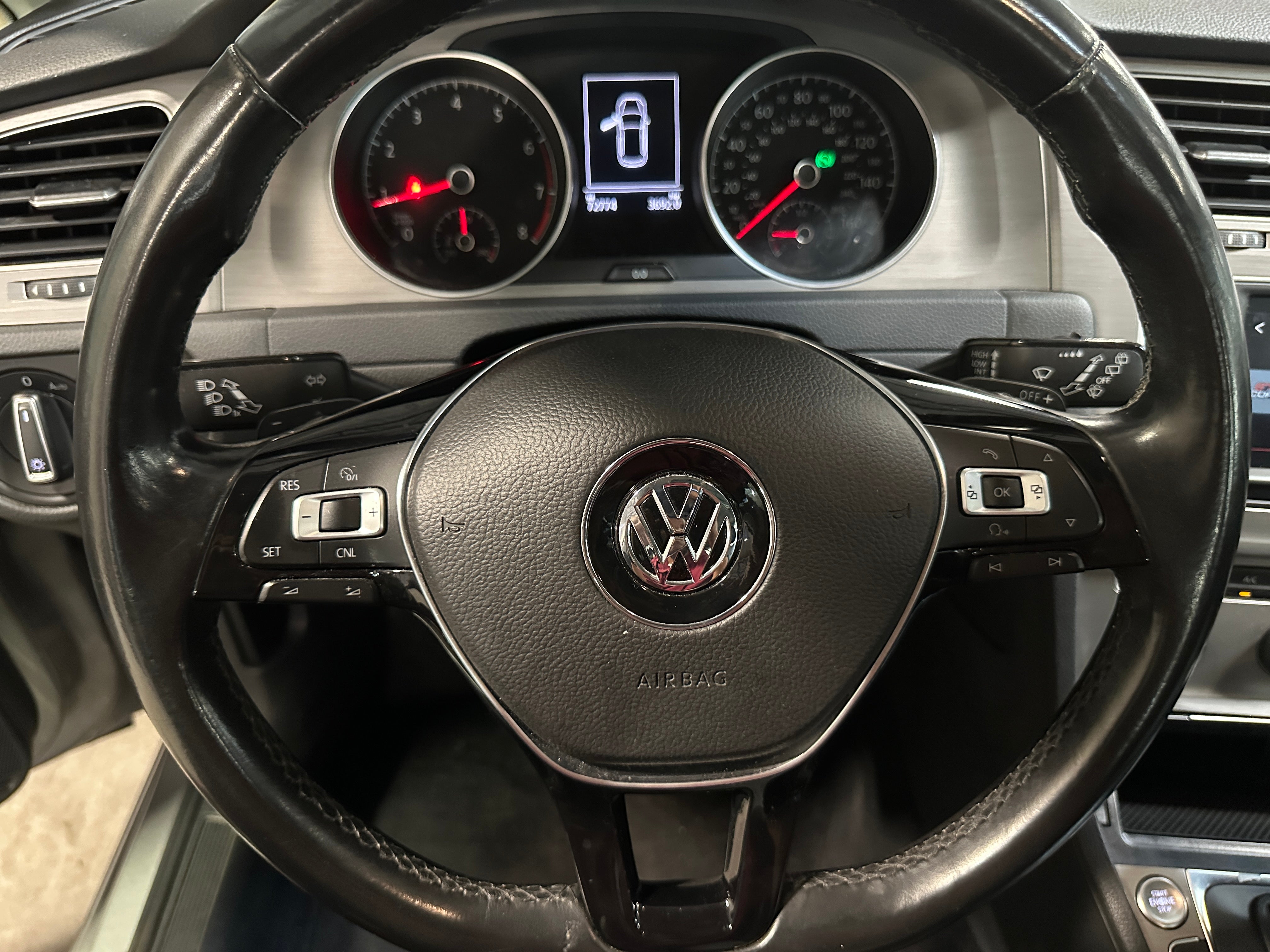 2016 Volkswagen Golf SE 4
