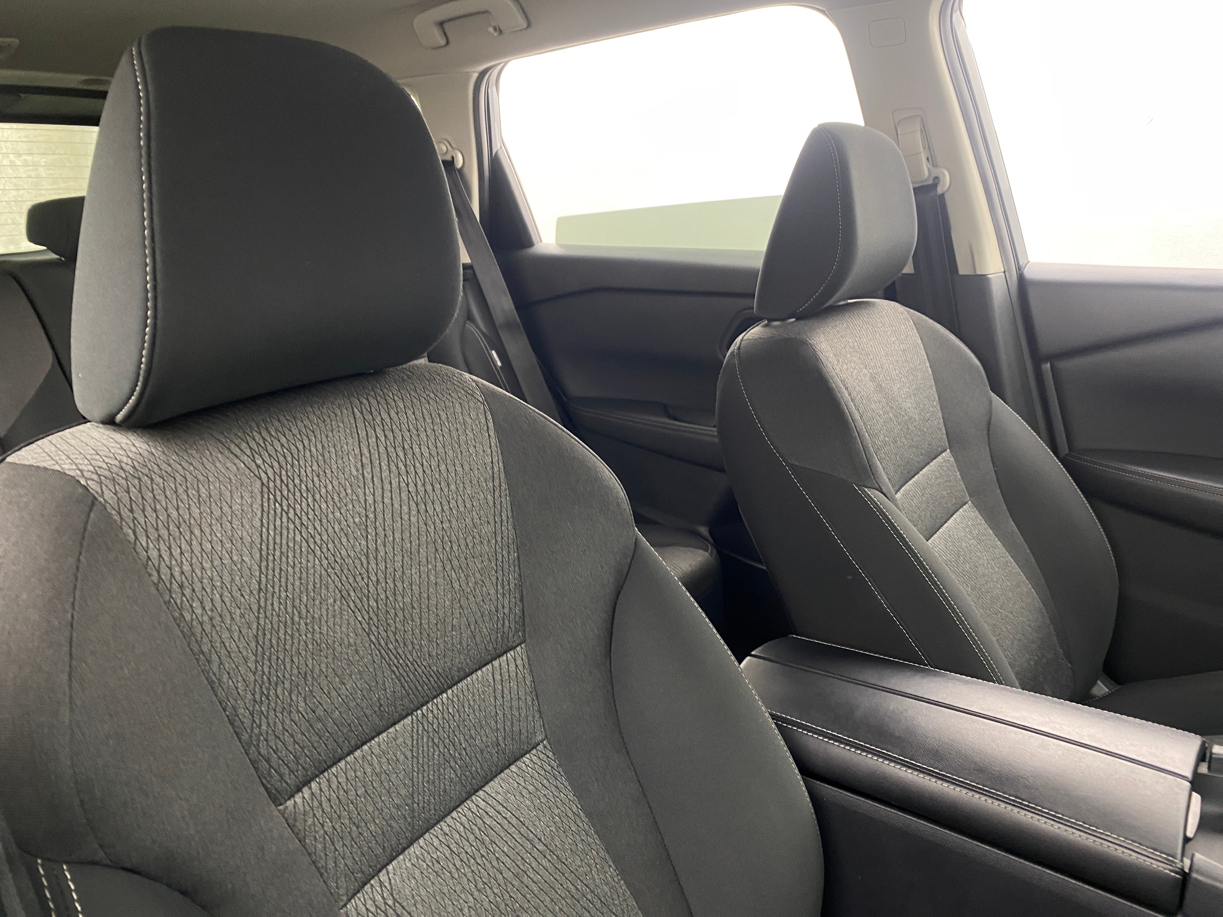 2024 Nissan Rogue SV 2