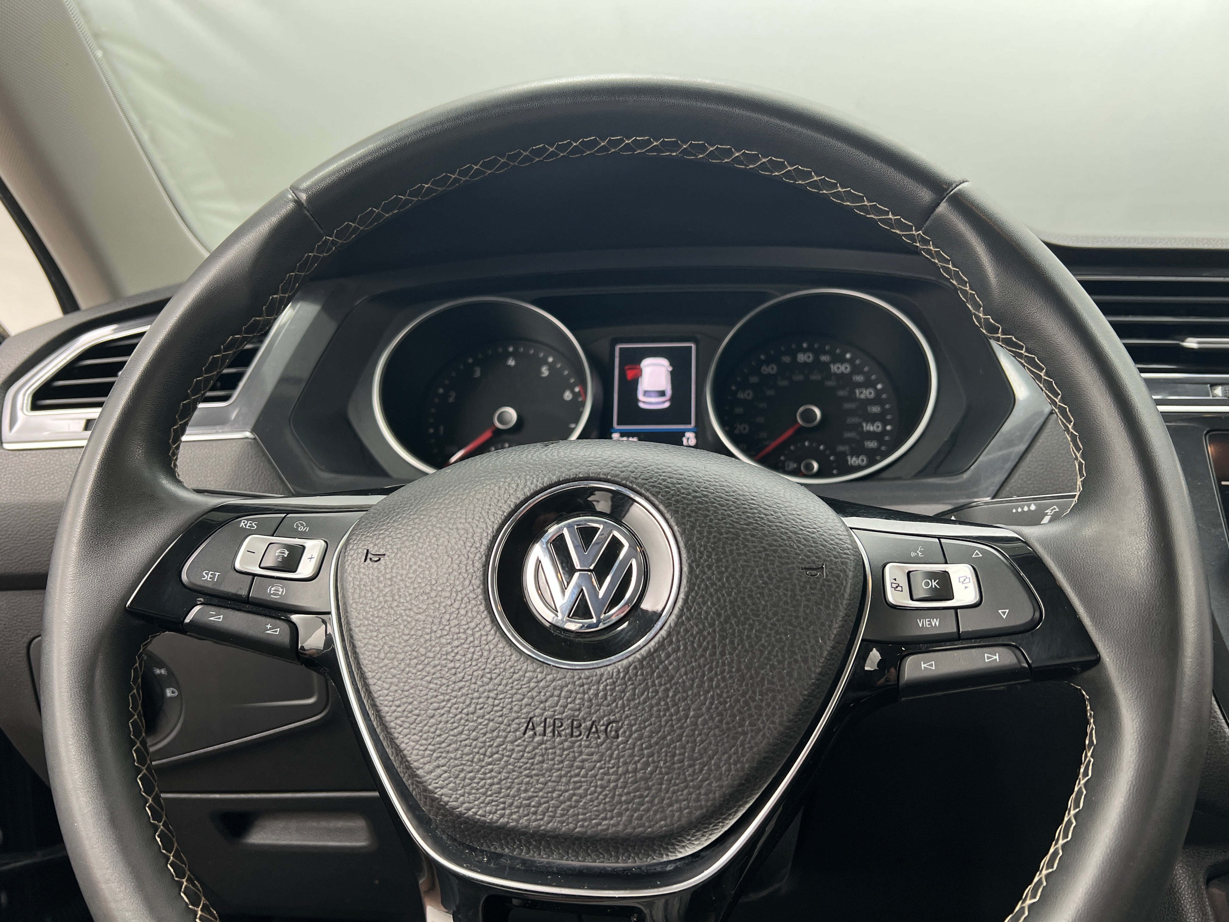 2021 Volkswagen Tiguan SE 4