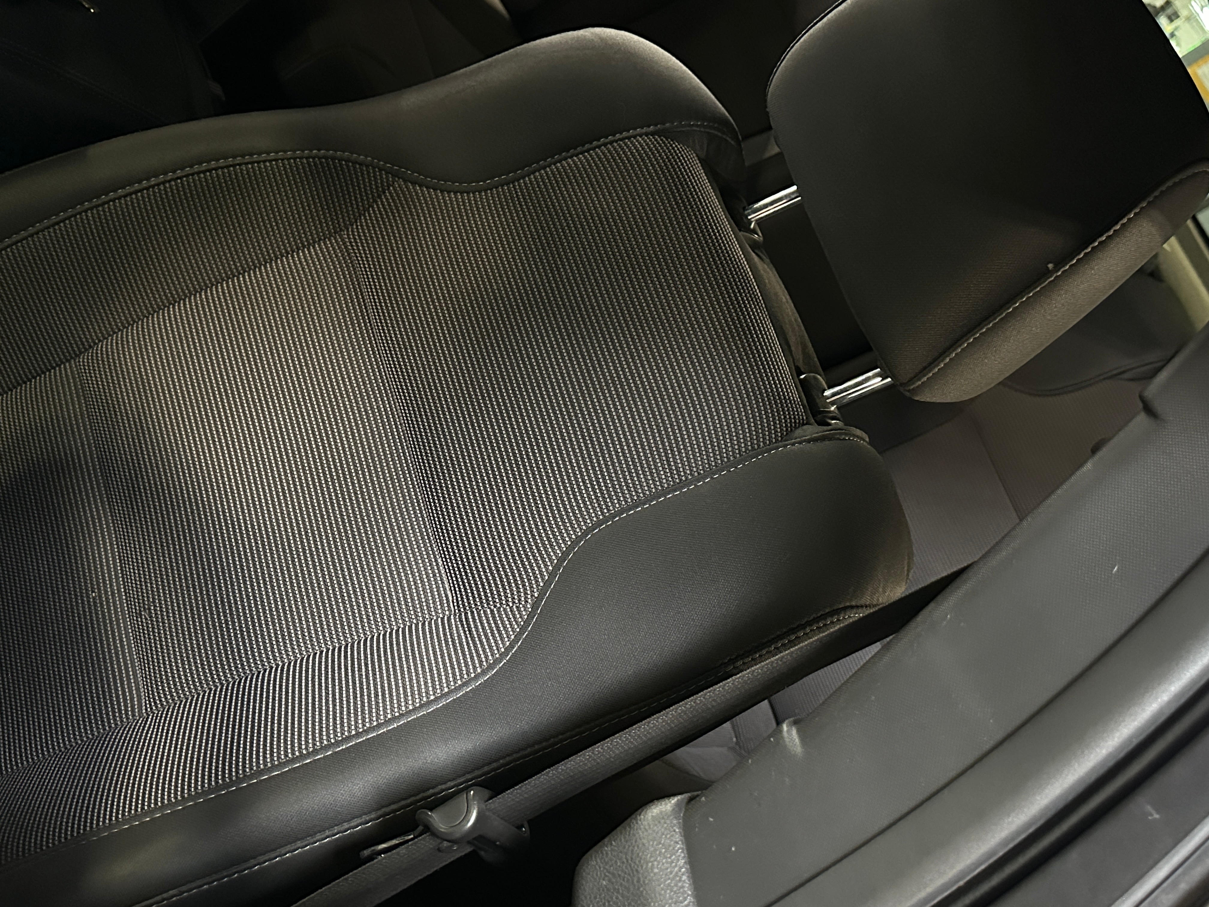 2018 Ford Taurus SEL 2