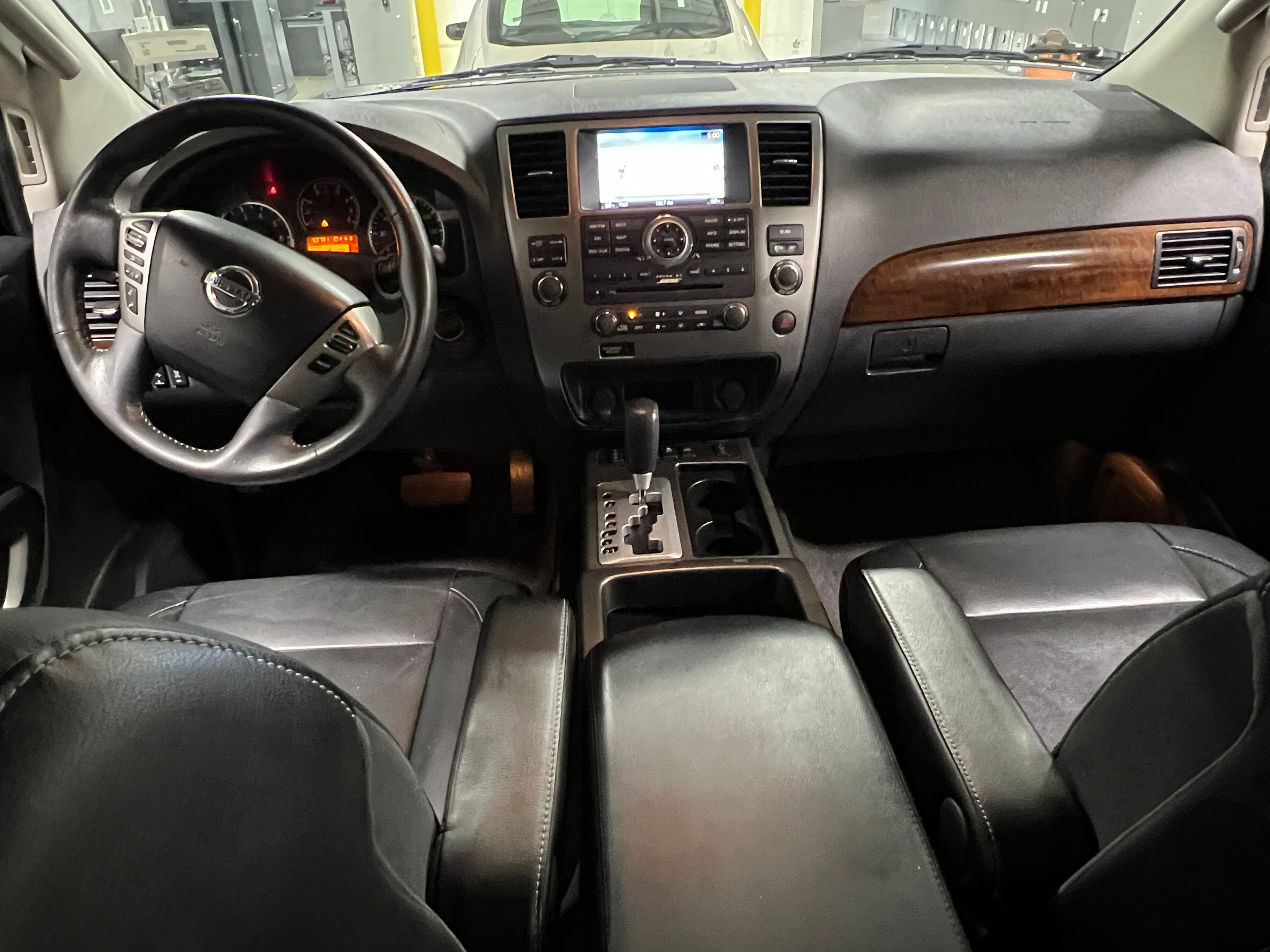 2015 Nissan Armada Platinum Edition 3