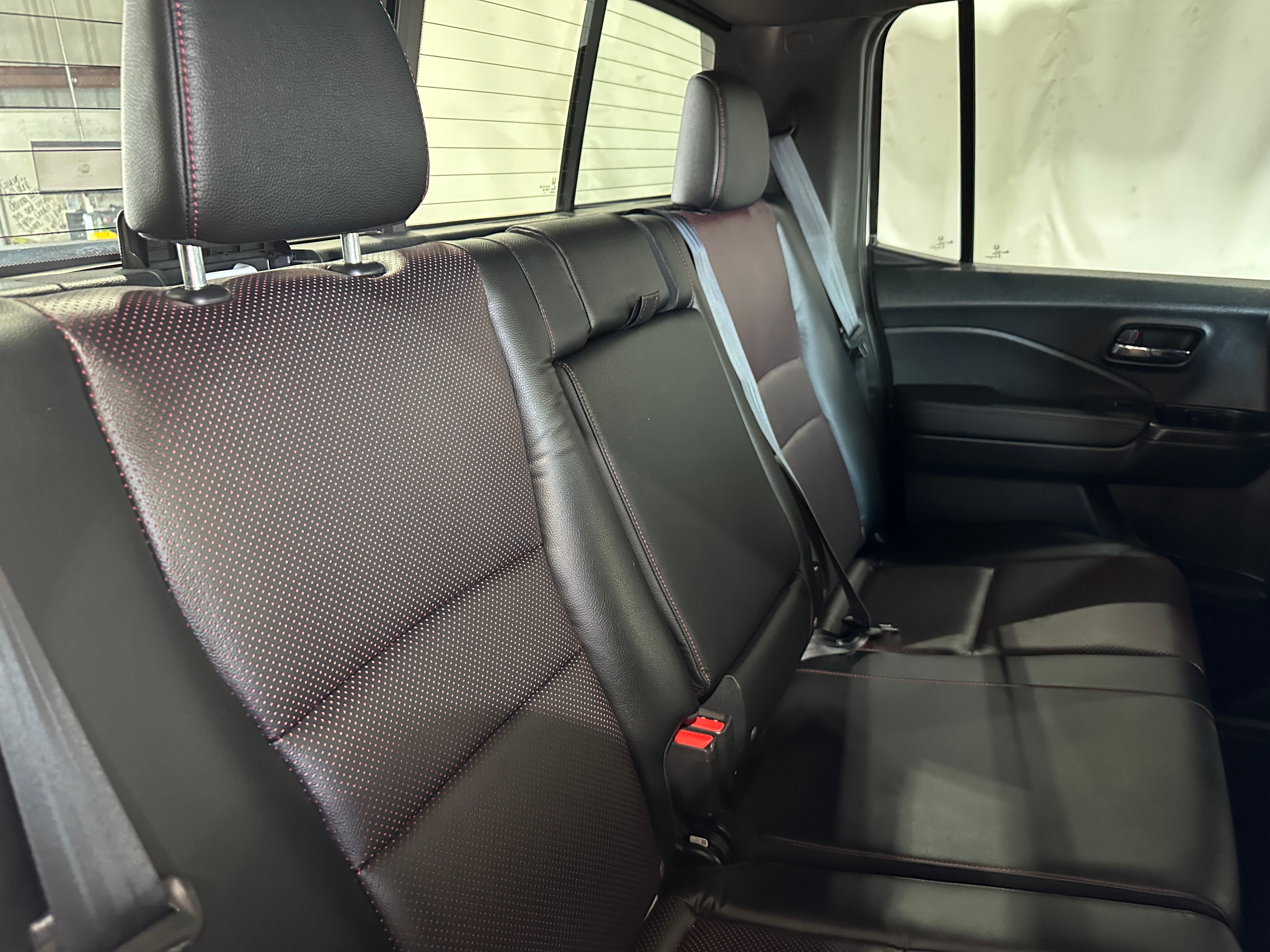 2023 Honda Ridgeline Black Edition 5