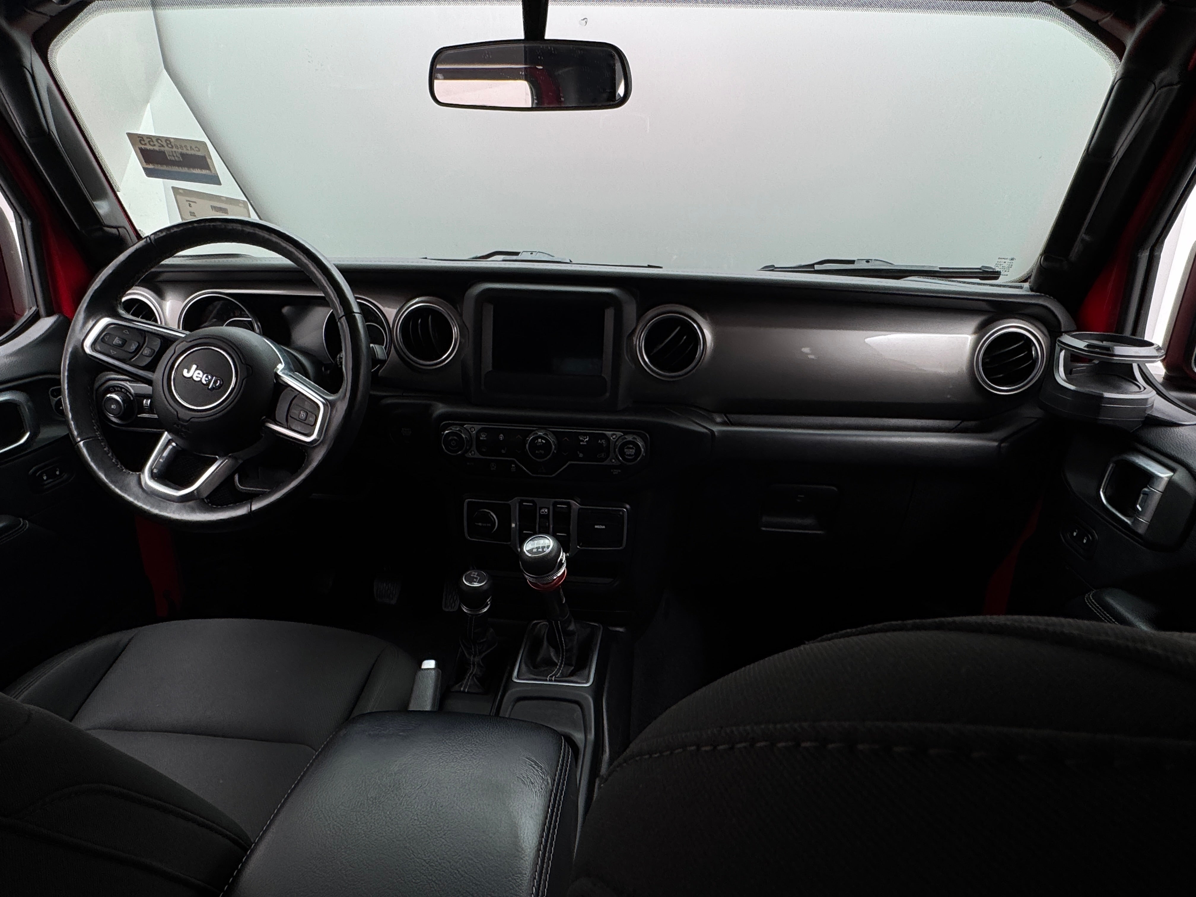 2018 Jeep Wrangler Unlimited Sahara 3