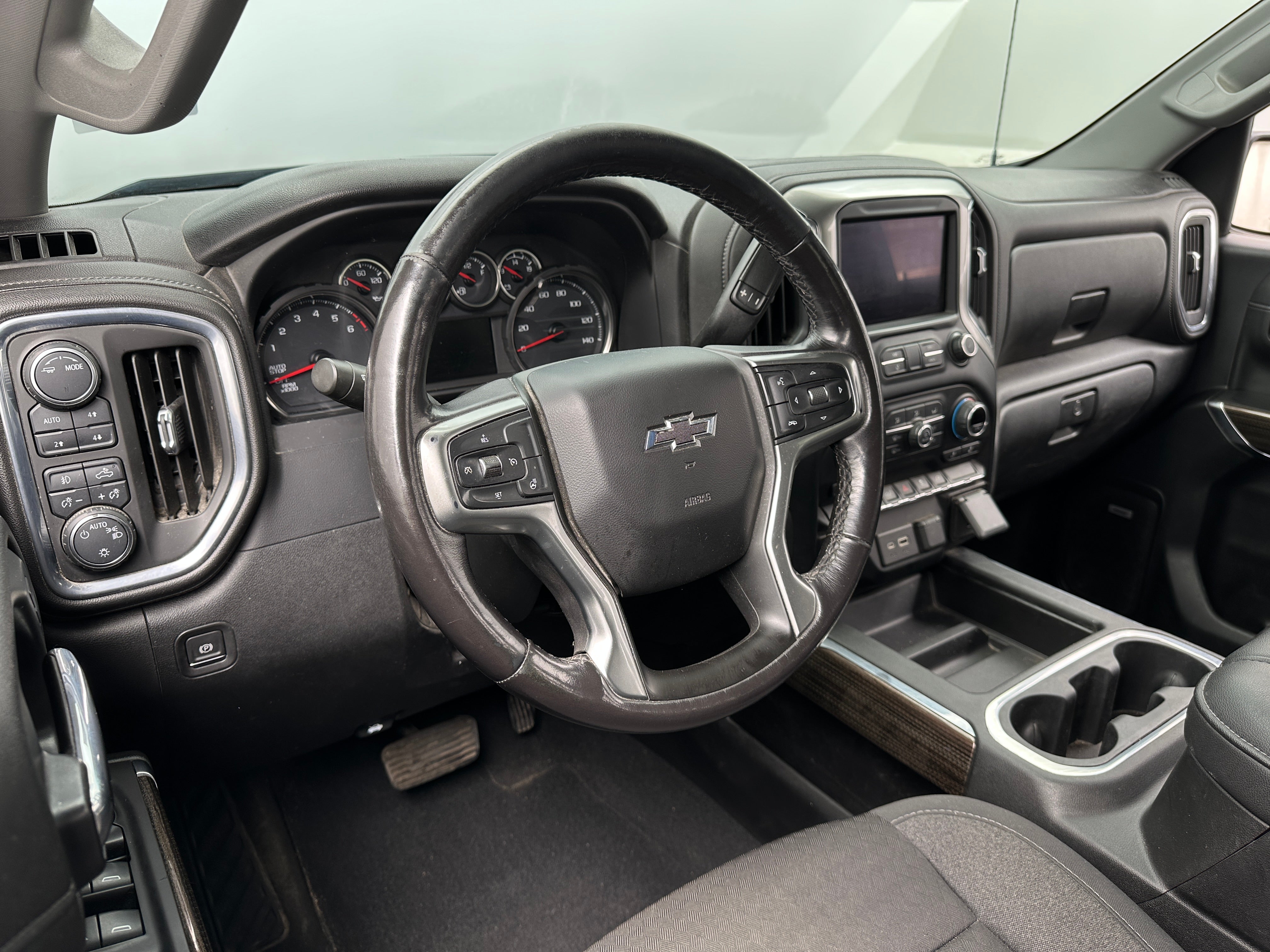 2021 Chevrolet Silverado 1500 RST 3