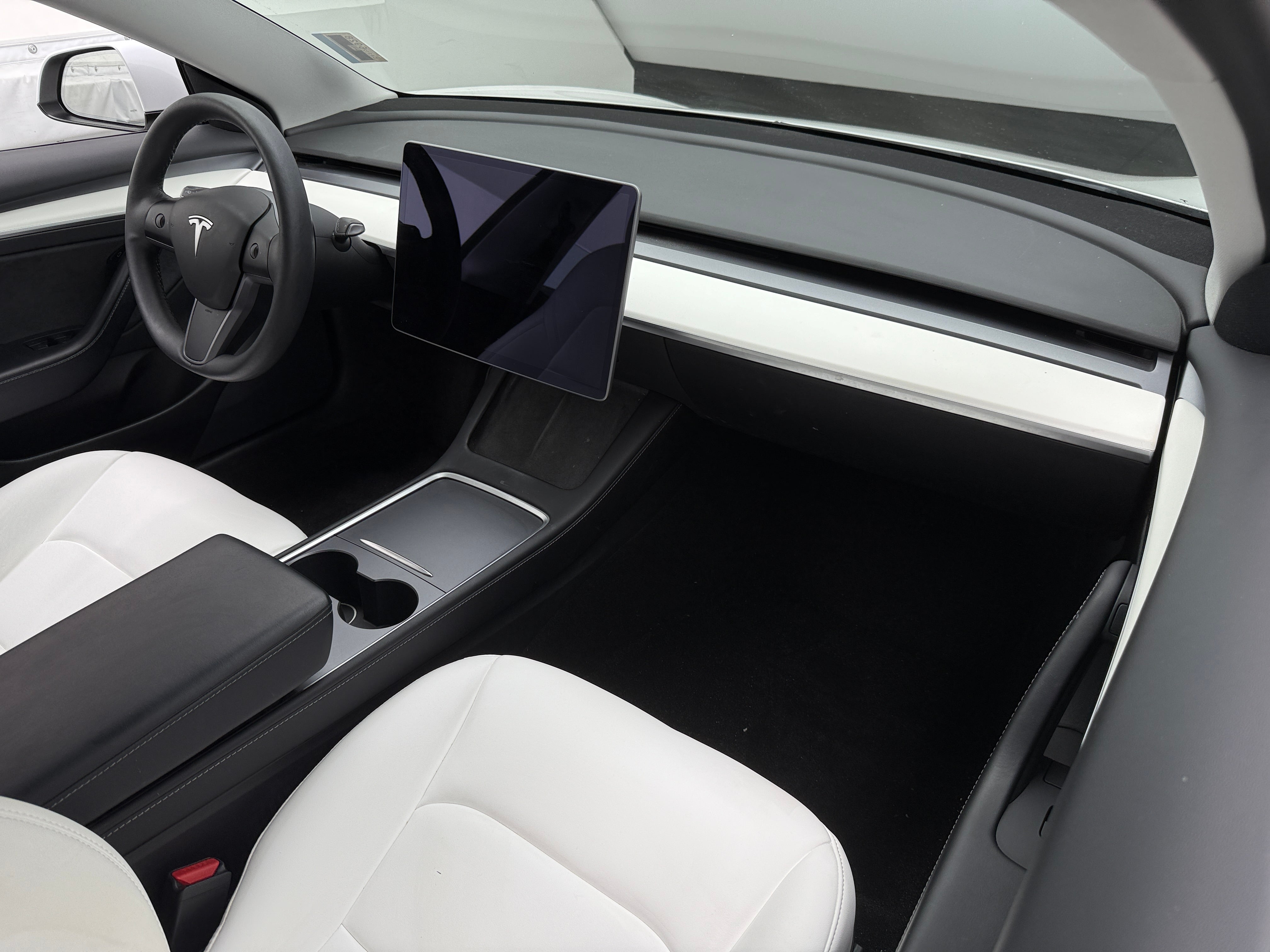 2021 Tesla Model 3 Standard Range 2