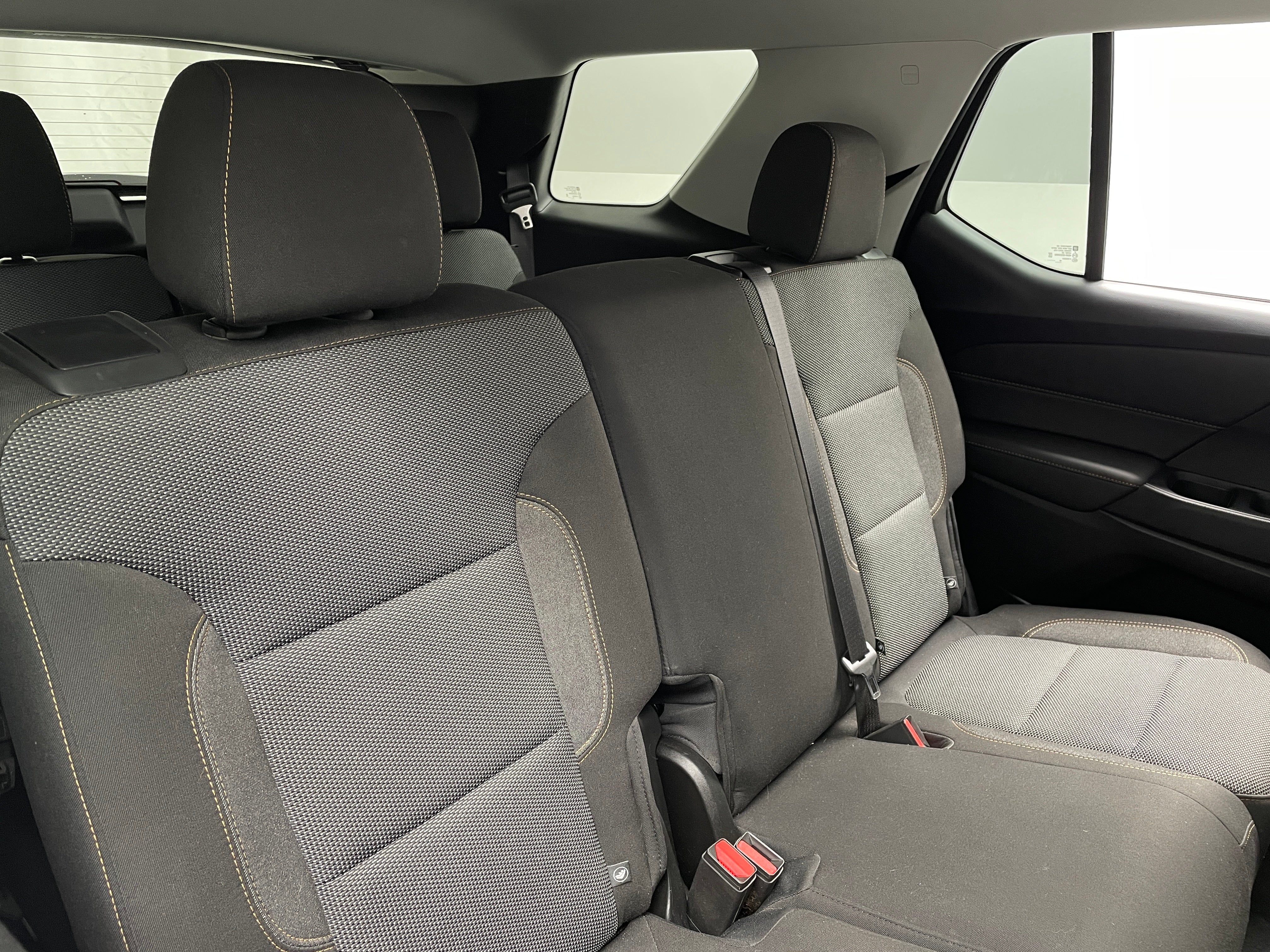 2020 Chevrolet Traverse LS 6