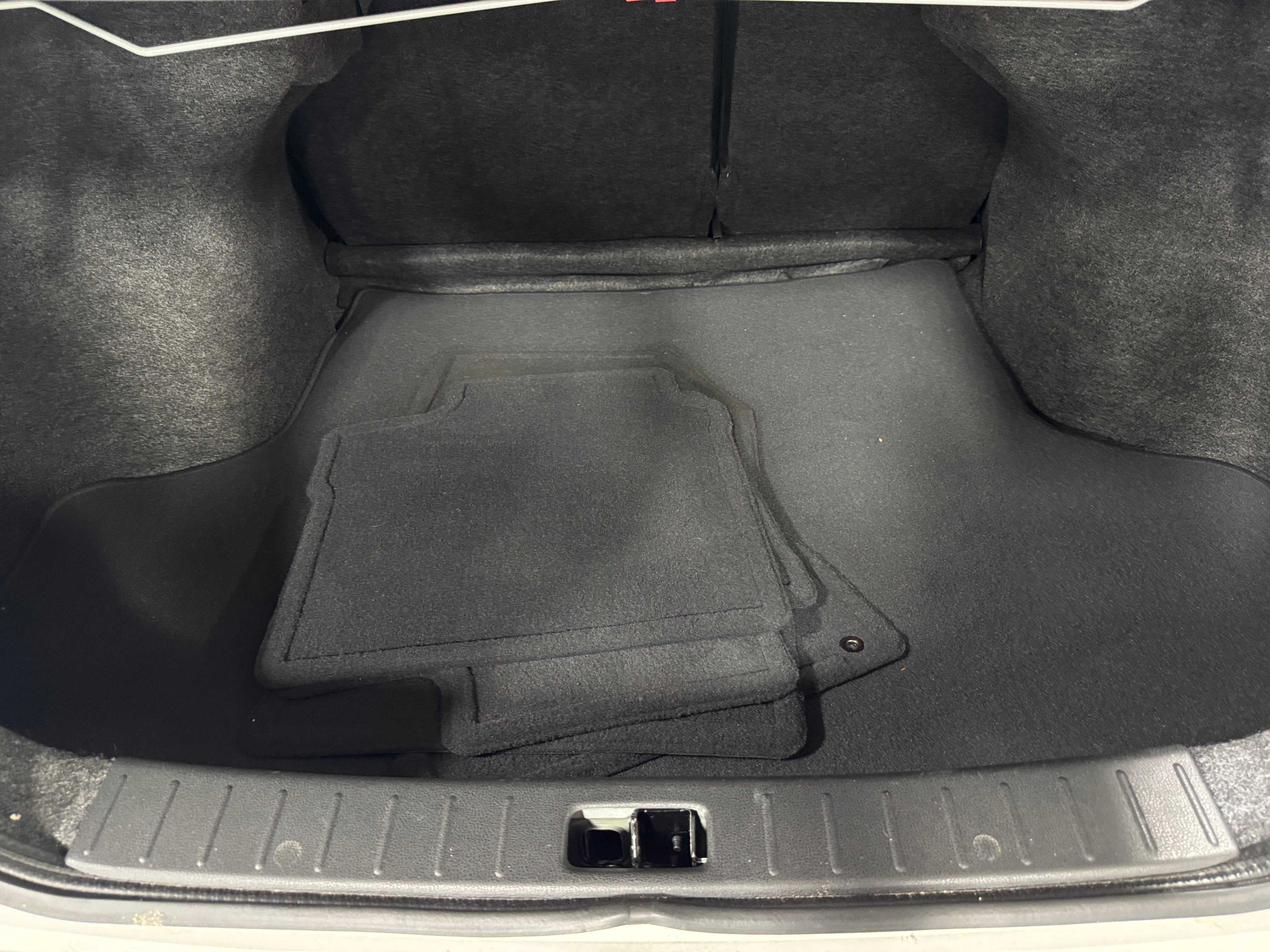 2012 Nissan Versa SL 7