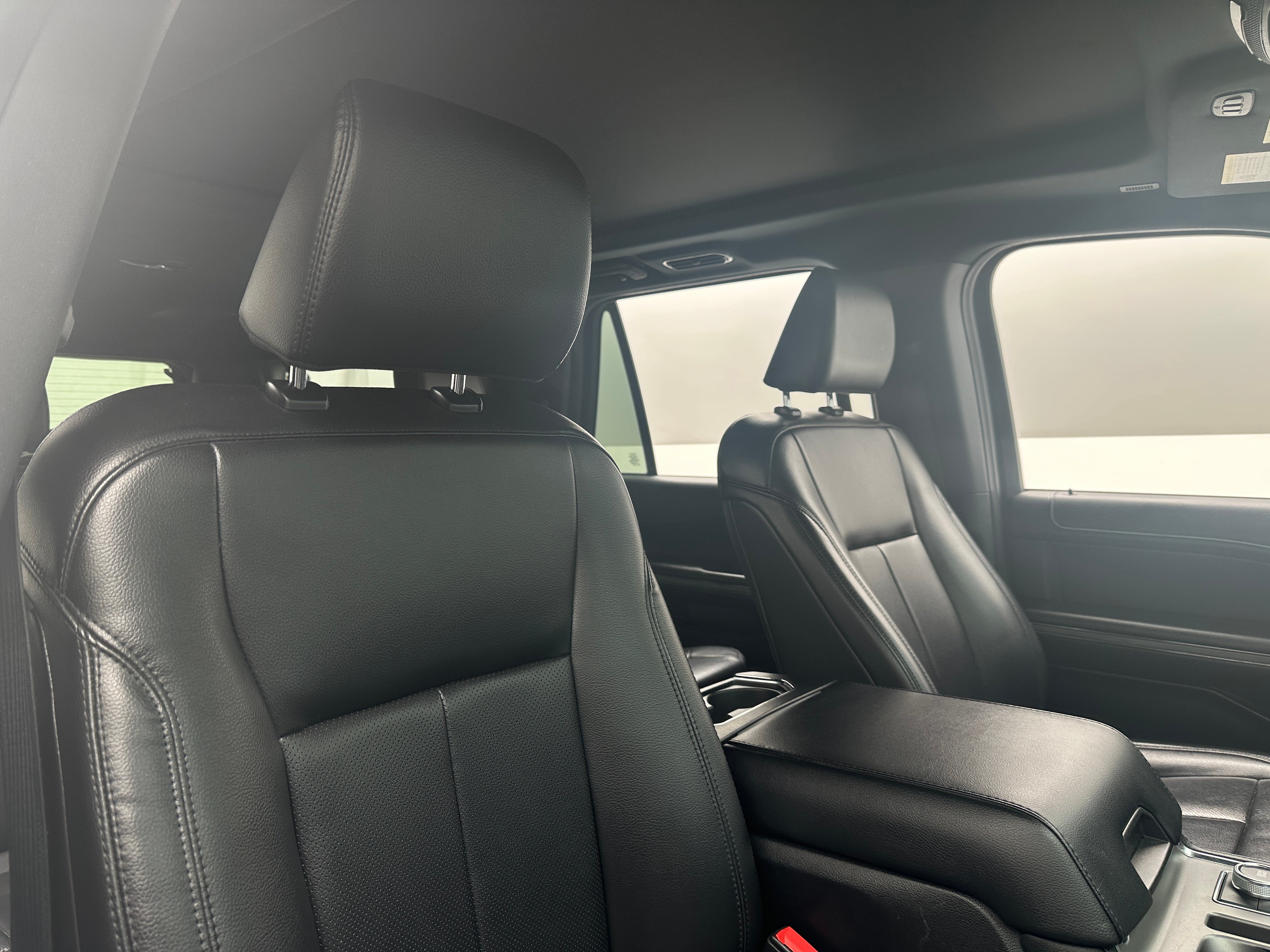 2021 Ford Expedition MAX XLT 2