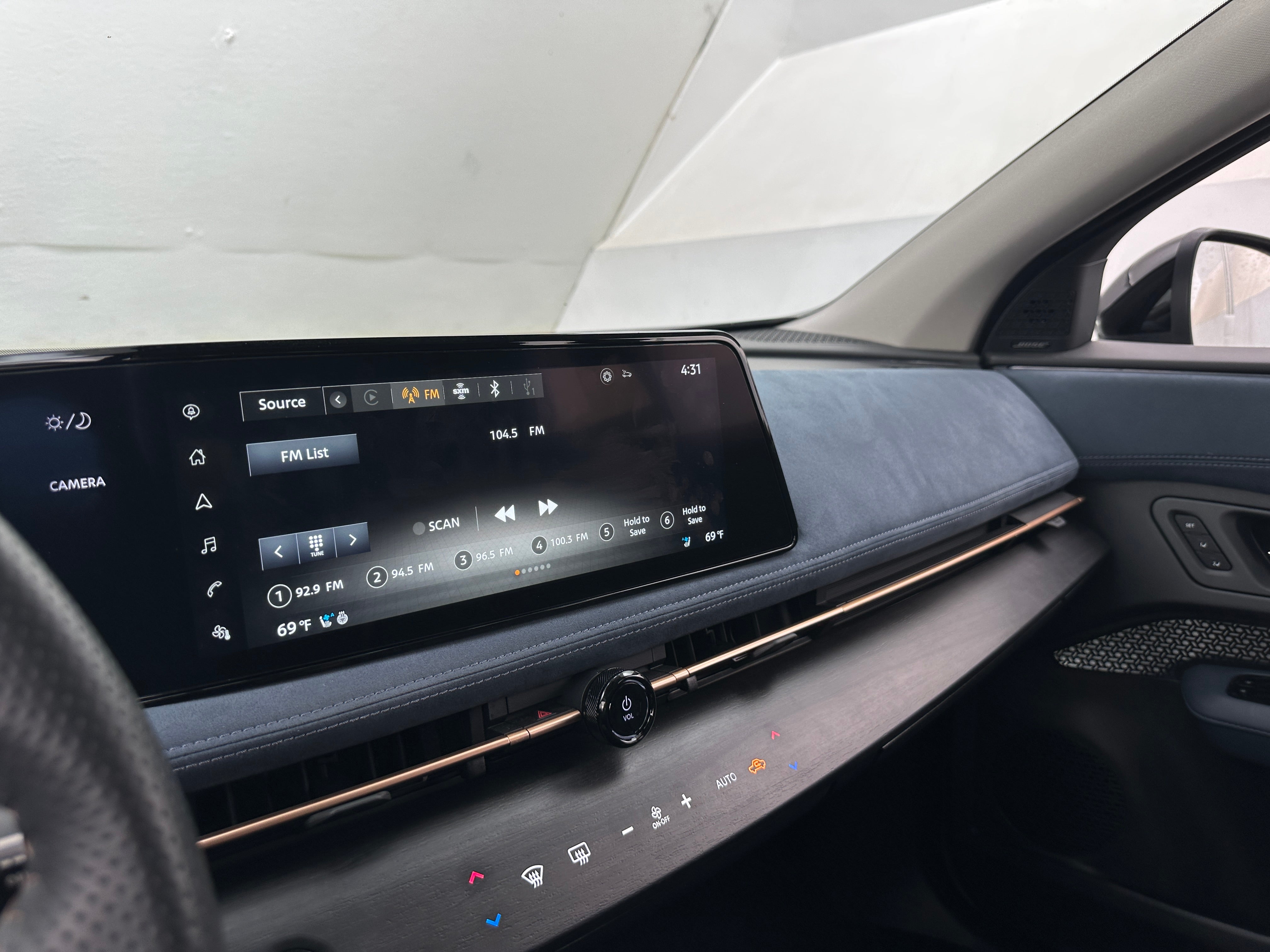 2023 Nissan Ariya Platinum+ 3
