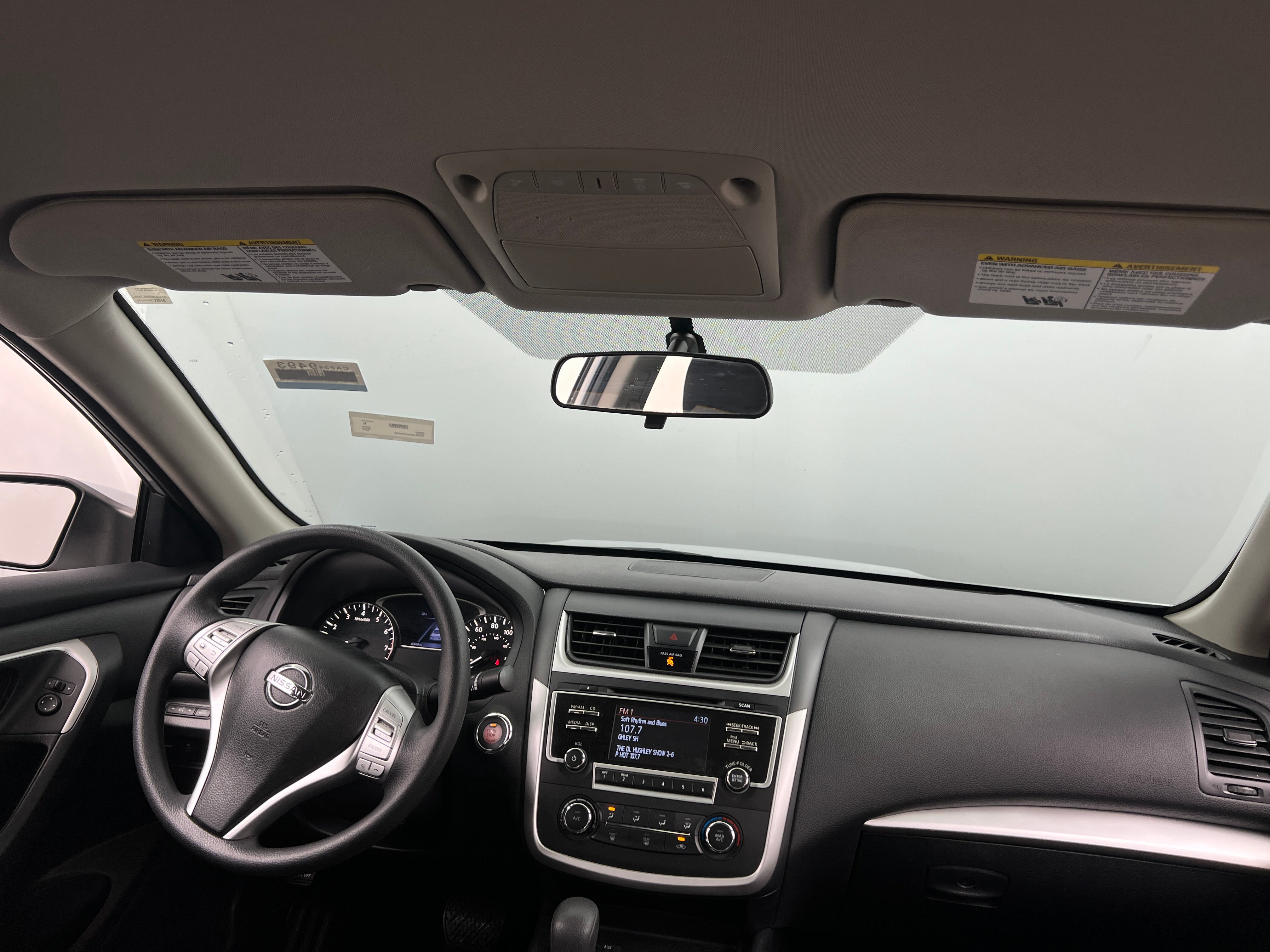 2017 Nissan Altima S 3