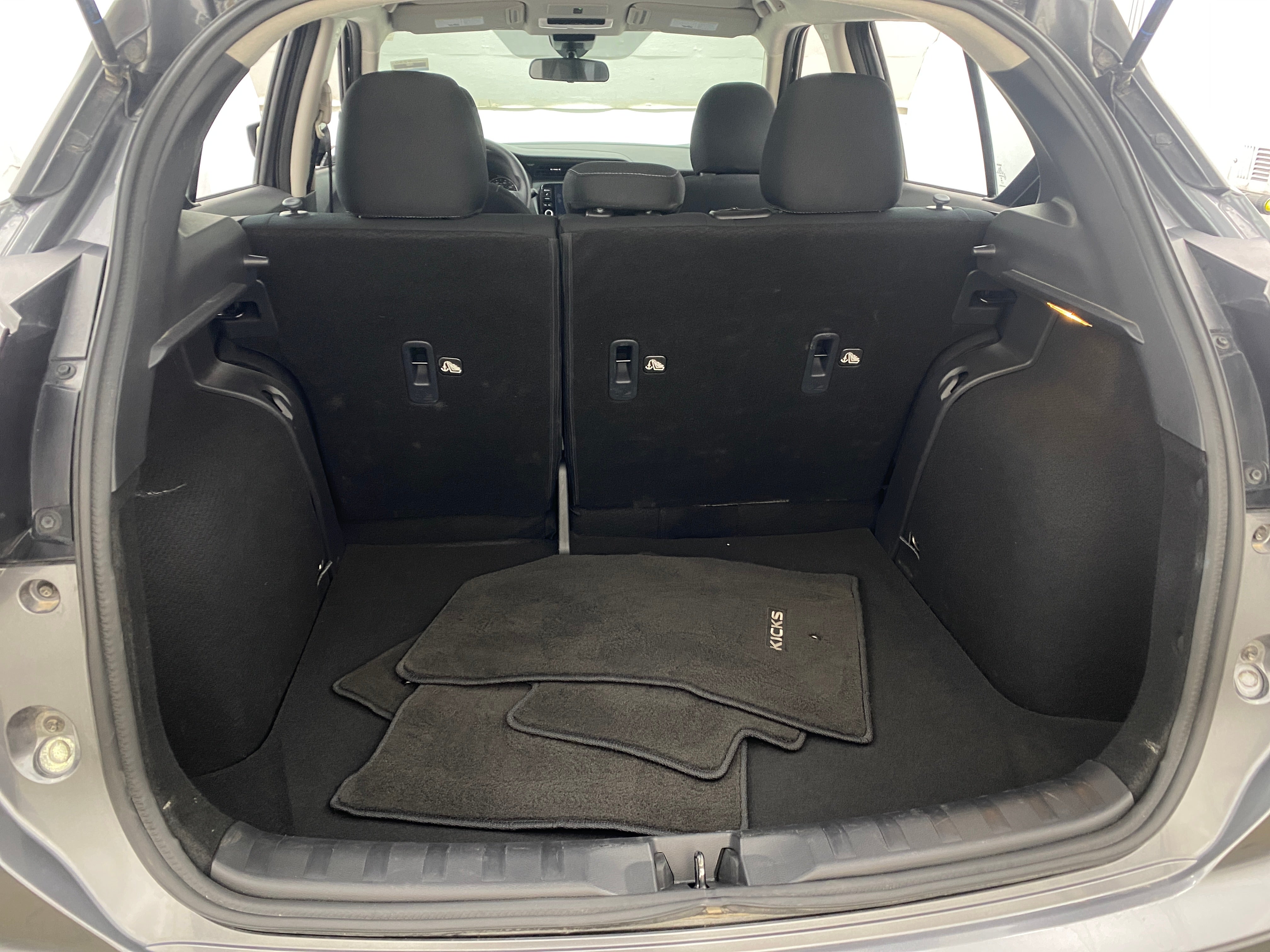2024 Nissan Kicks SV 7