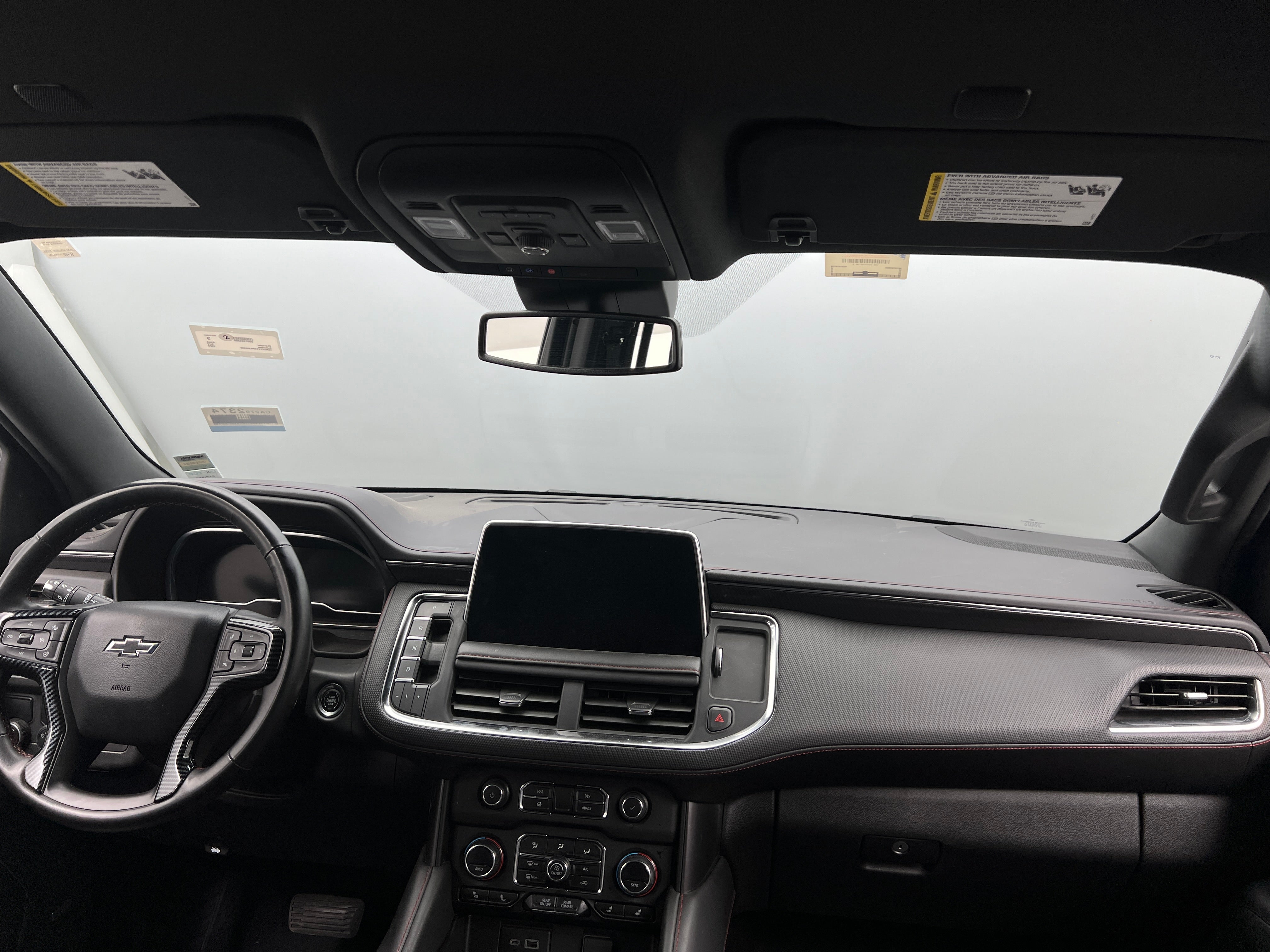 2023 Chevrolet Suburban RST 2