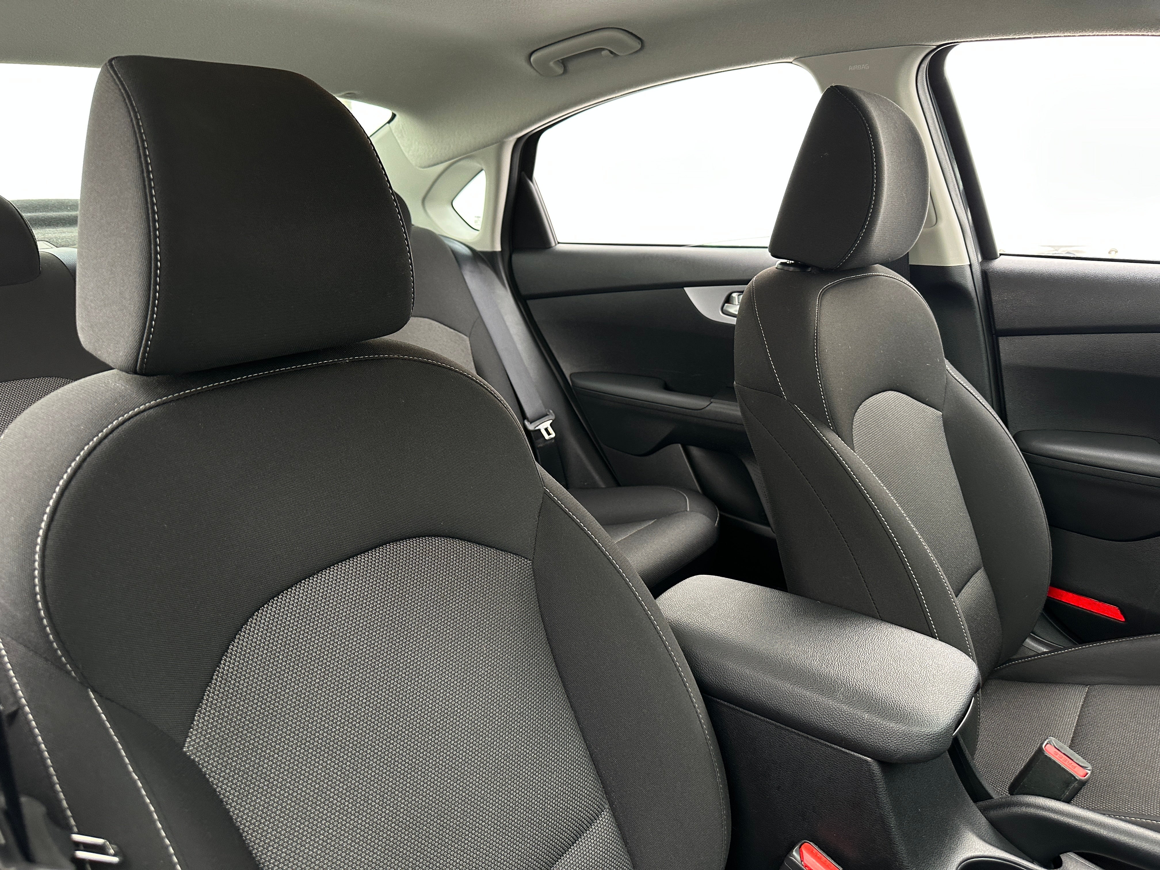 2024 Kia Forte LXS 2