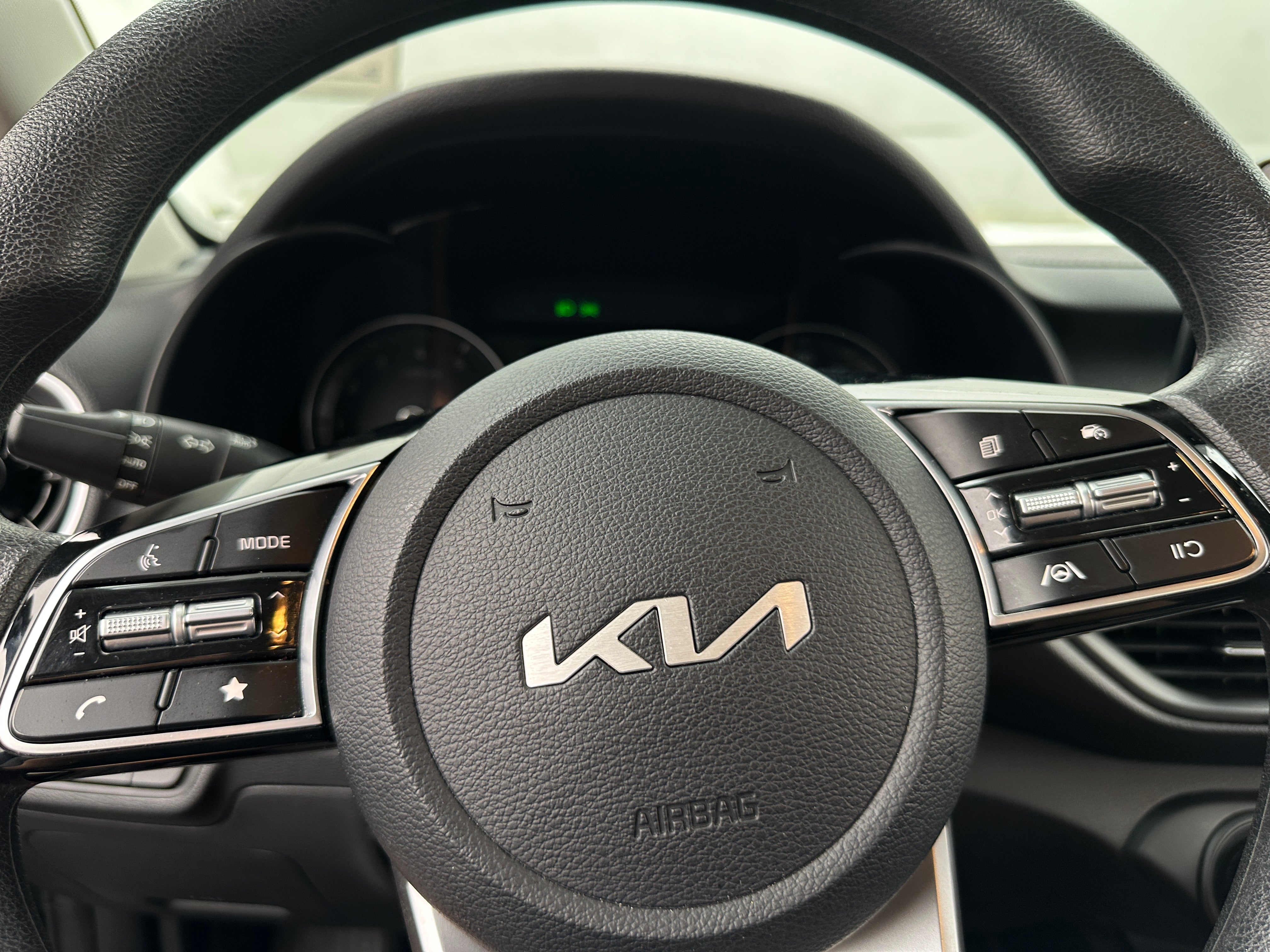 2024 Kia Forte LXS 5