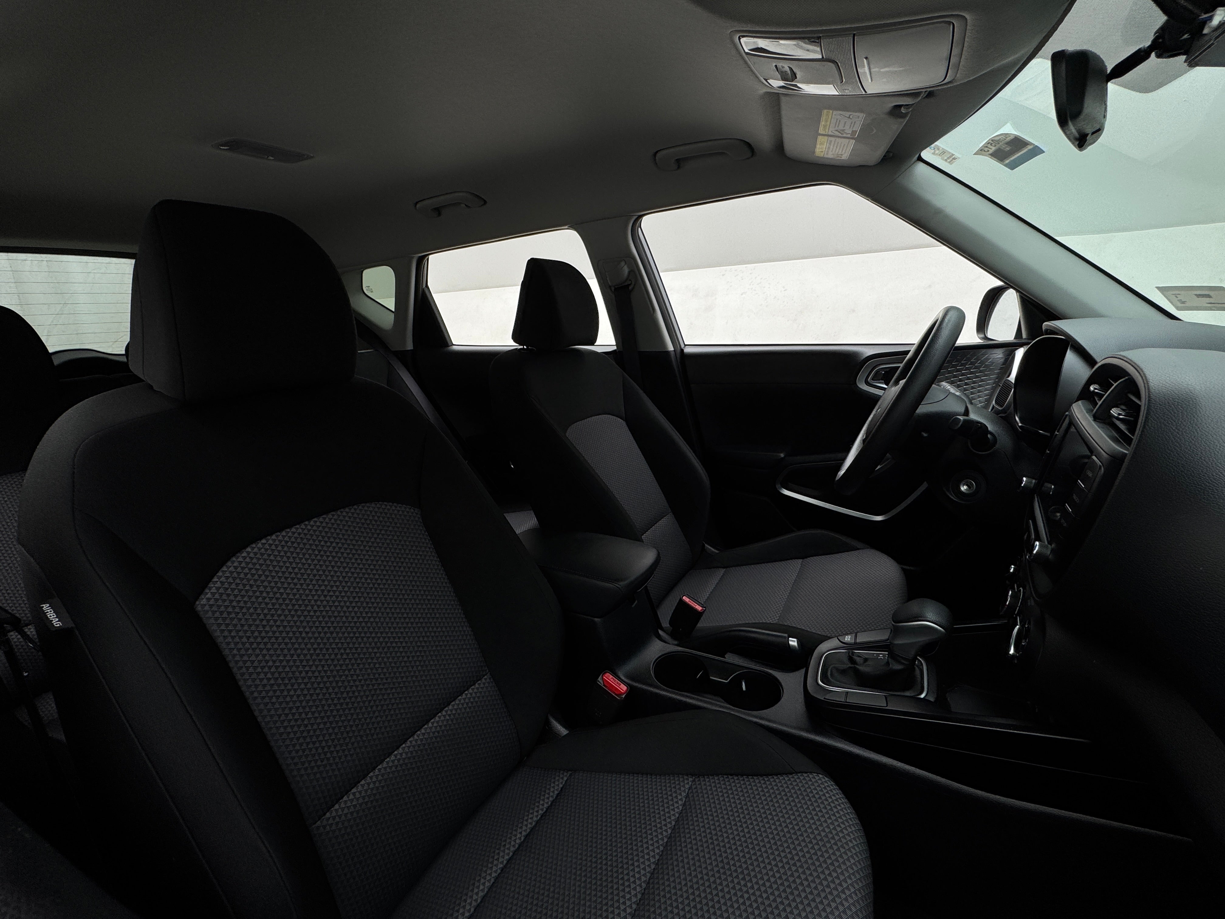 2023 Kia Soul LX 2