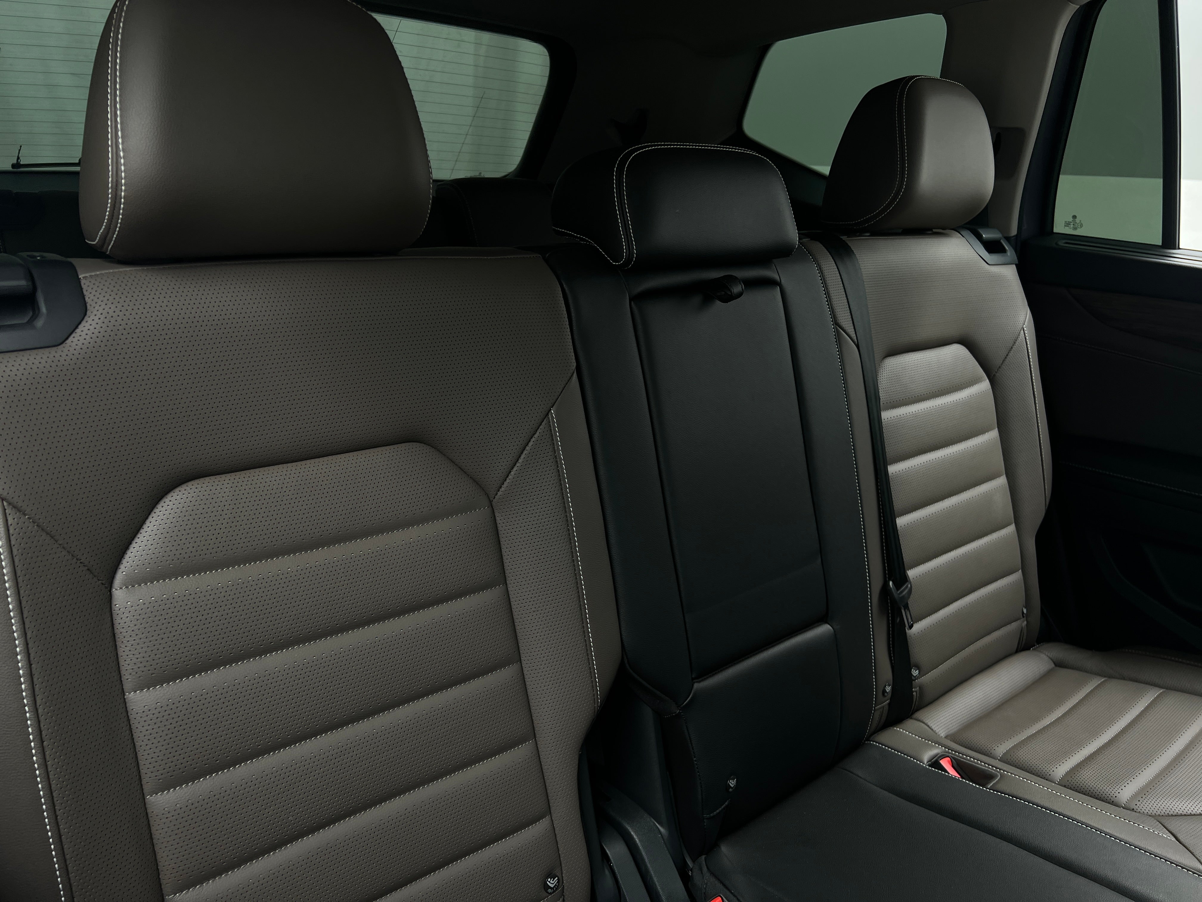 2024 Volkswagen Atlas SEL 5