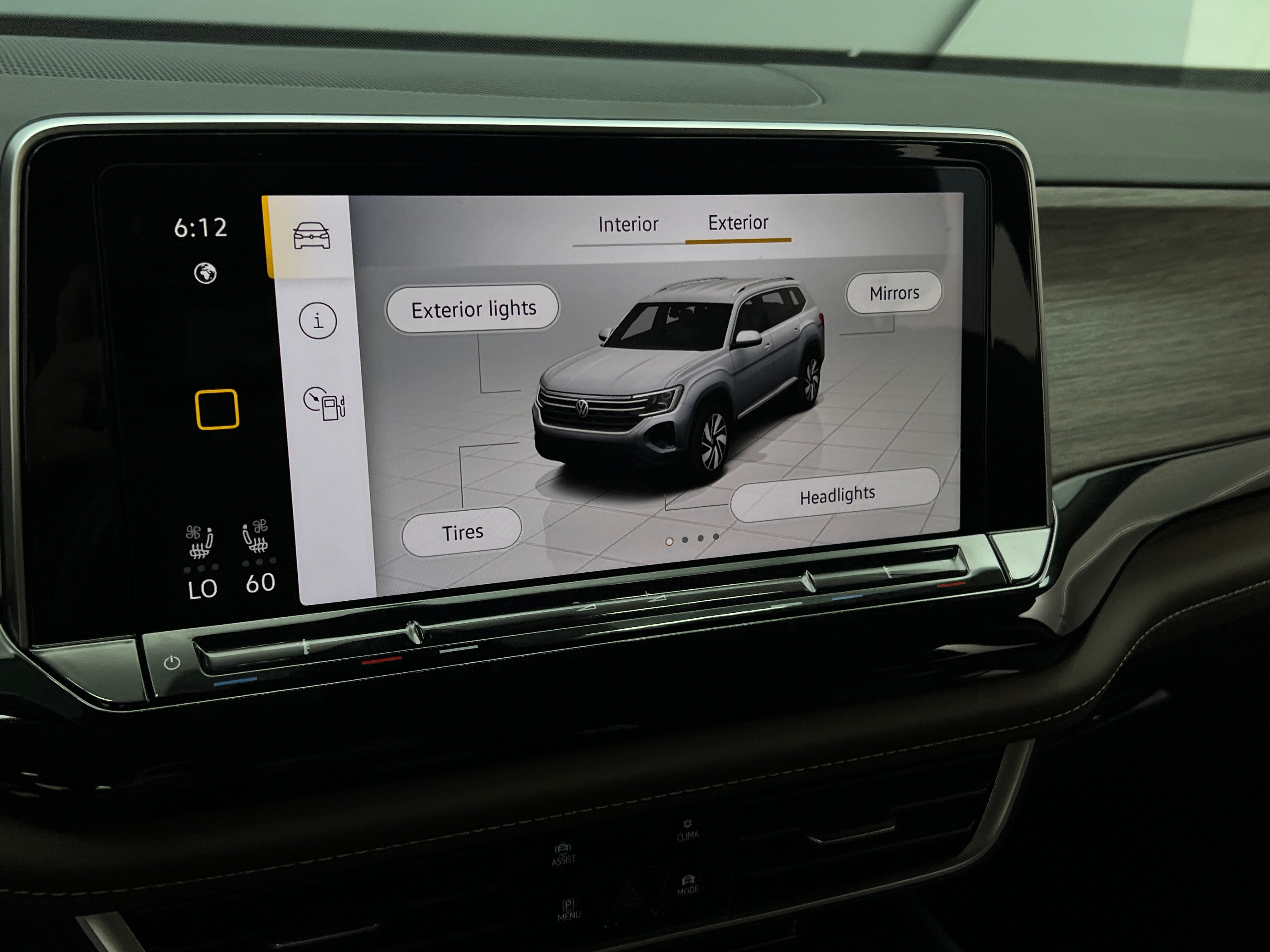 2024 Volkswagen Atlas SEL 3