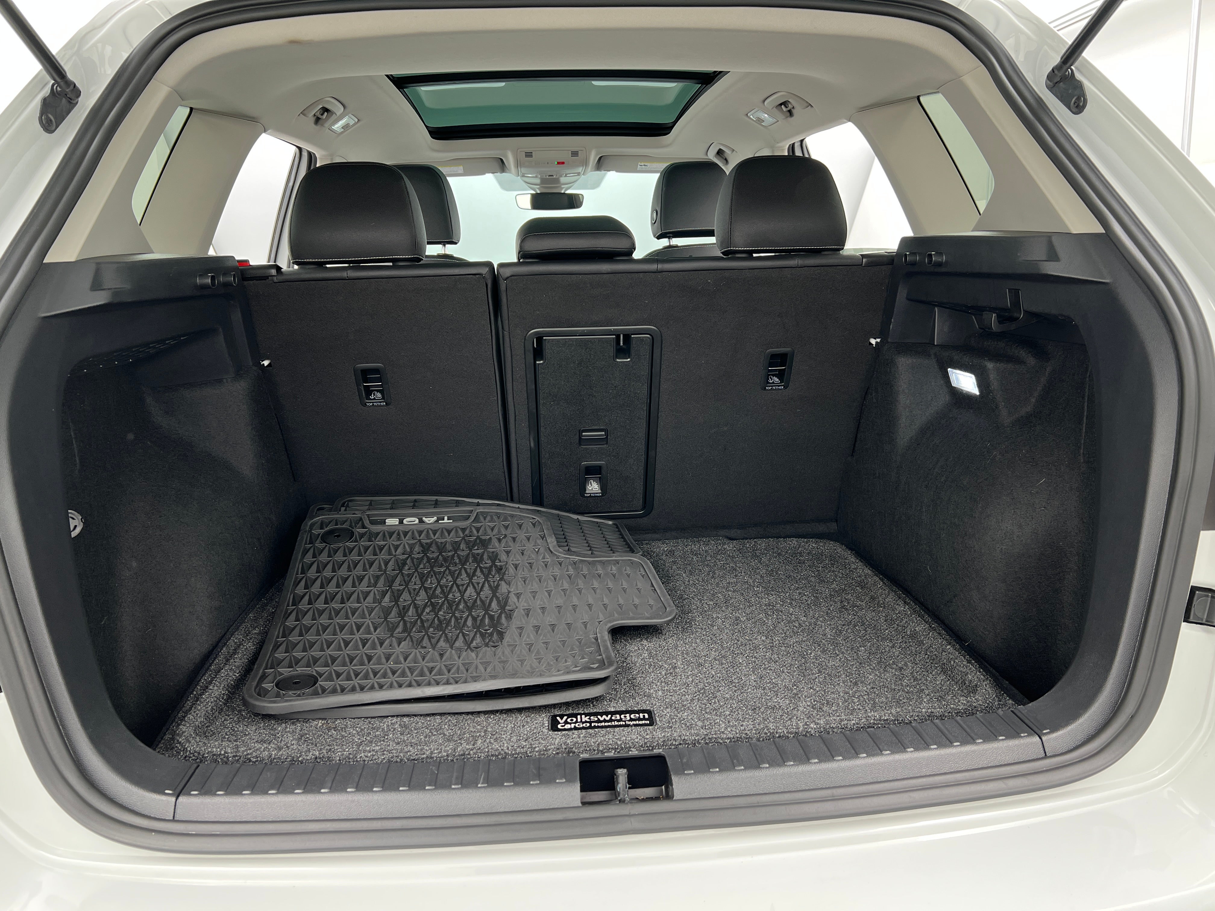 2024 Volkswagen Taos SEL 6