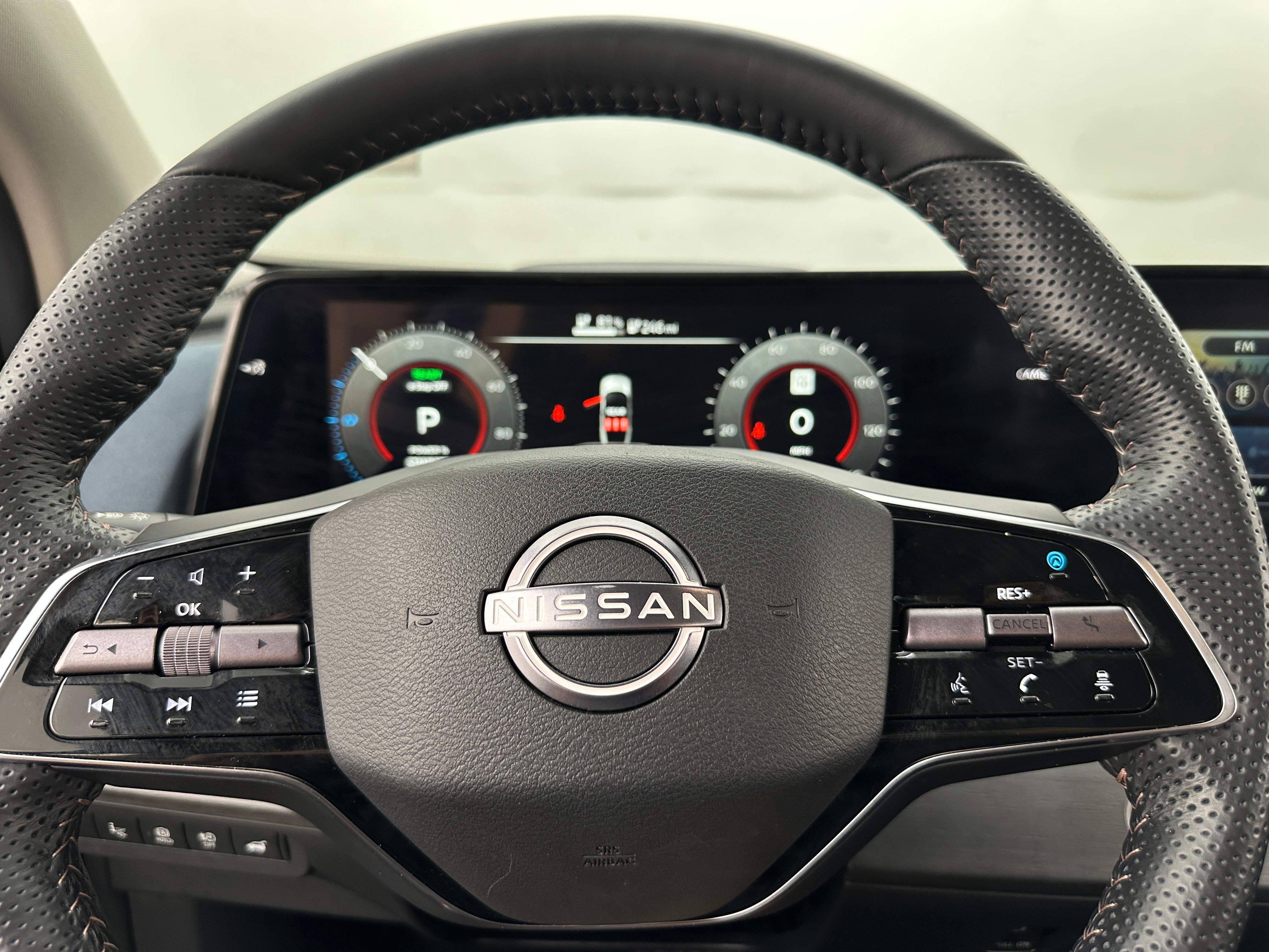 2023 Nissan Ariya Platinum+ 4