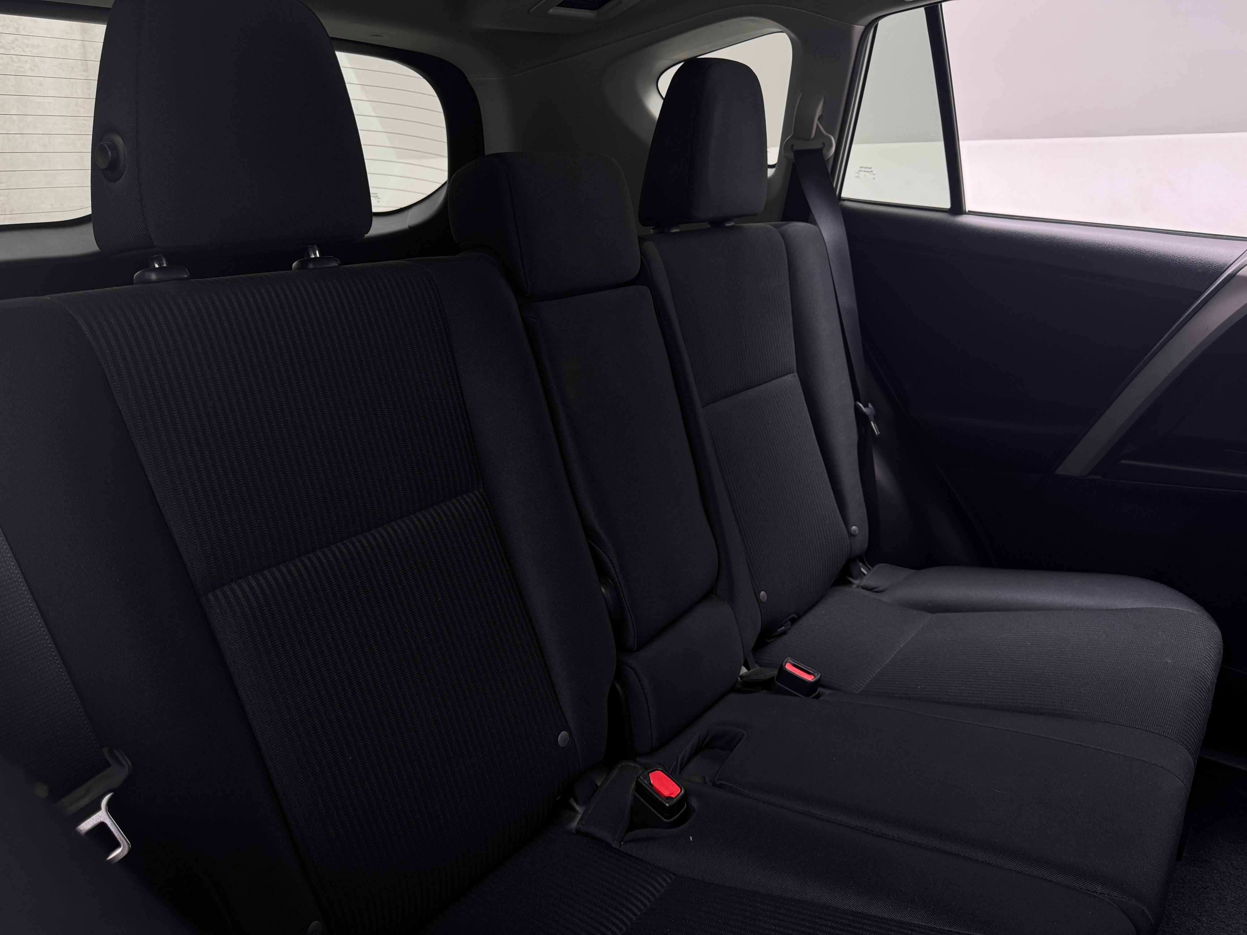 2018 Toyota RAV4 LE 6