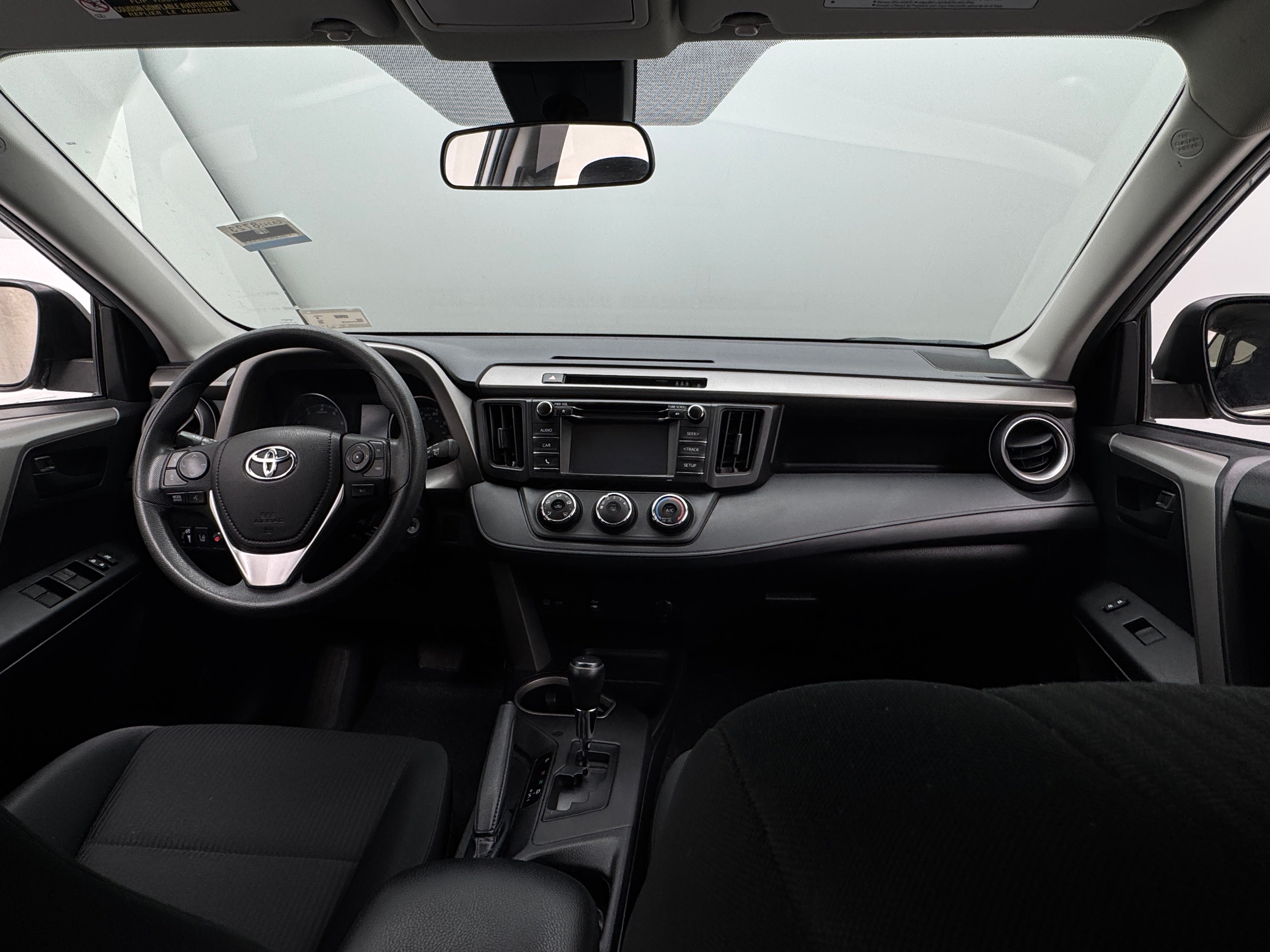 2018 Toyota RAV4 LE 3