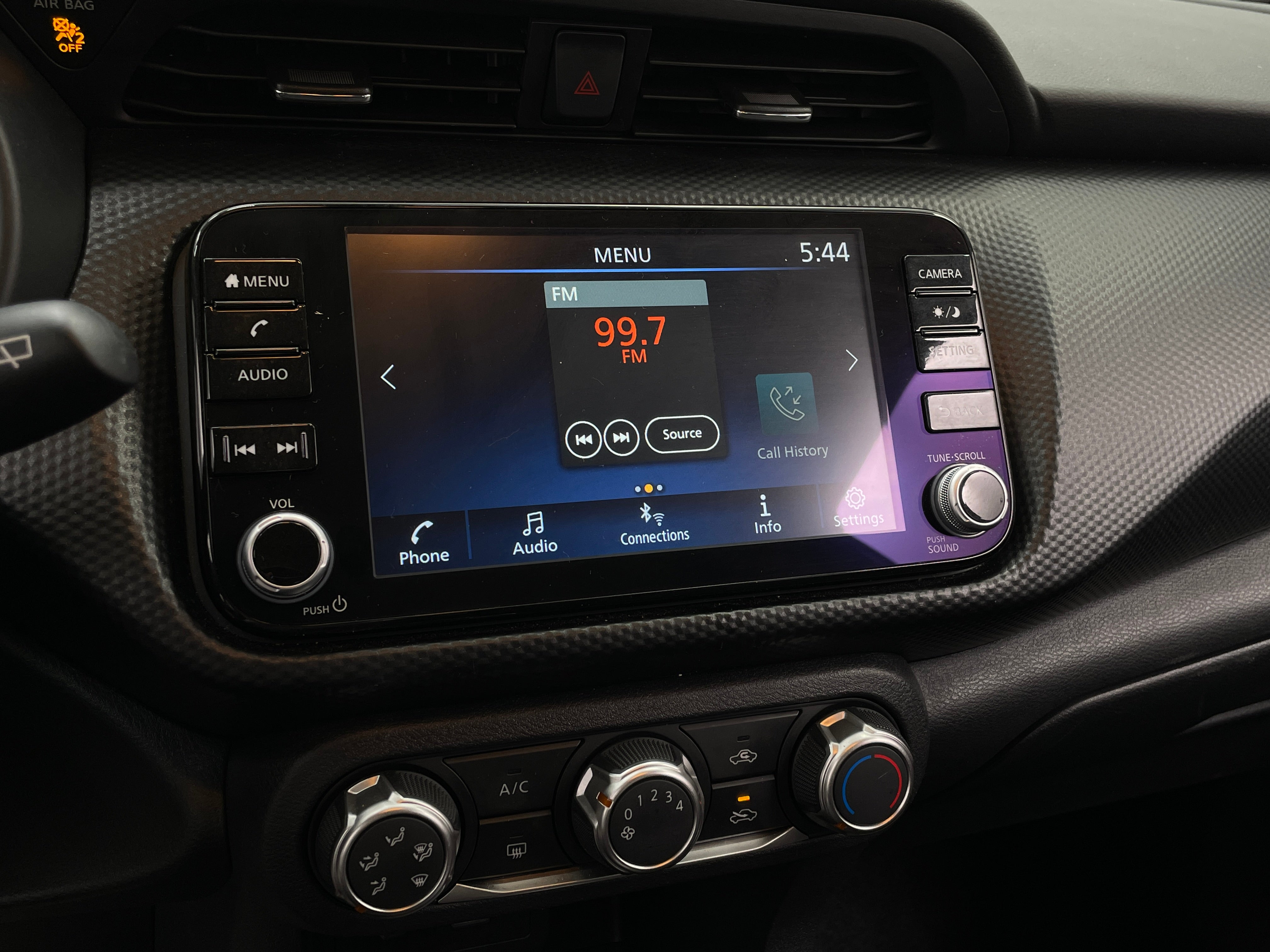 2024 Nissan Kicks SV 4