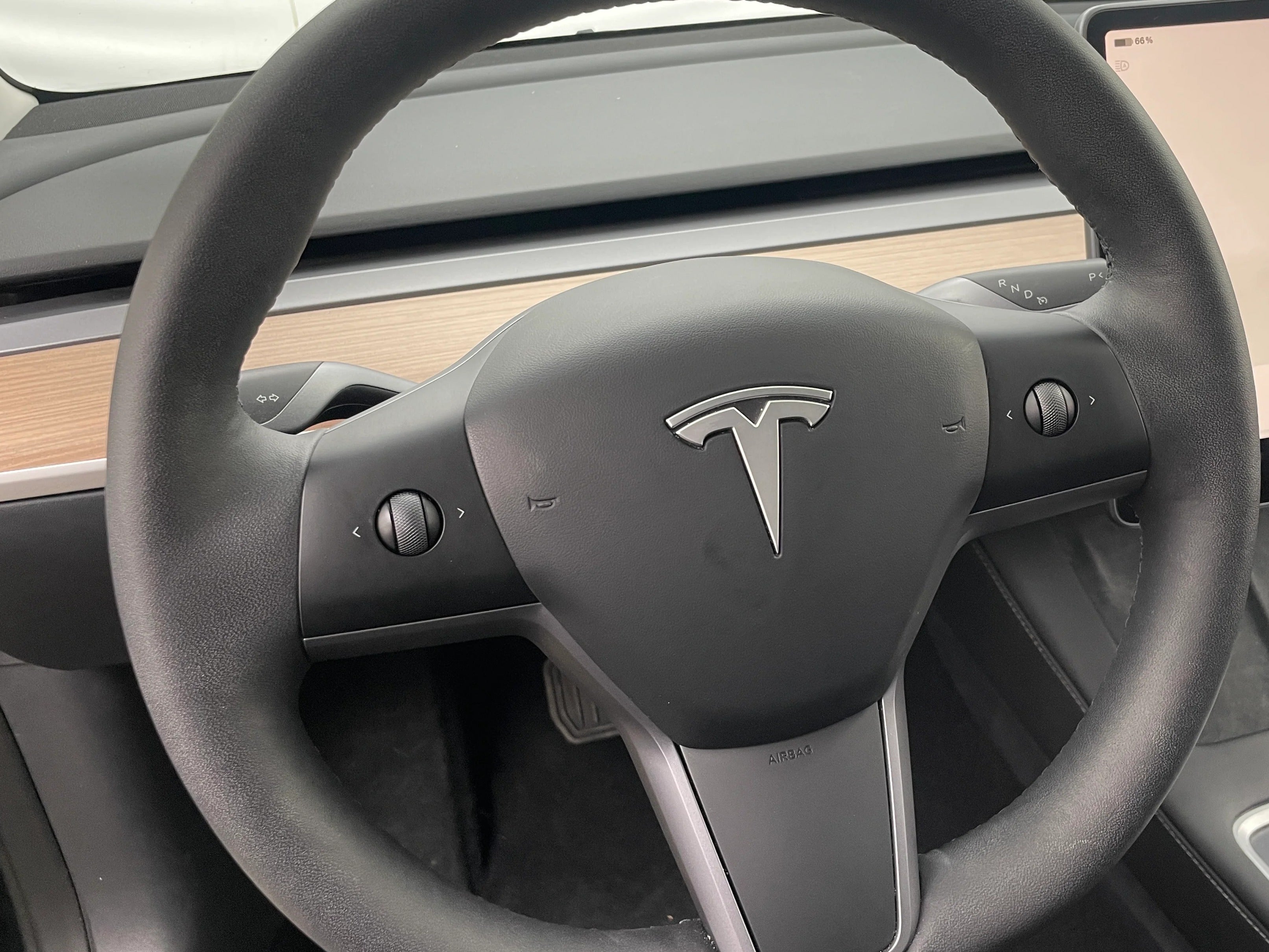 2023 Tesla Model 3 Standard Range 4