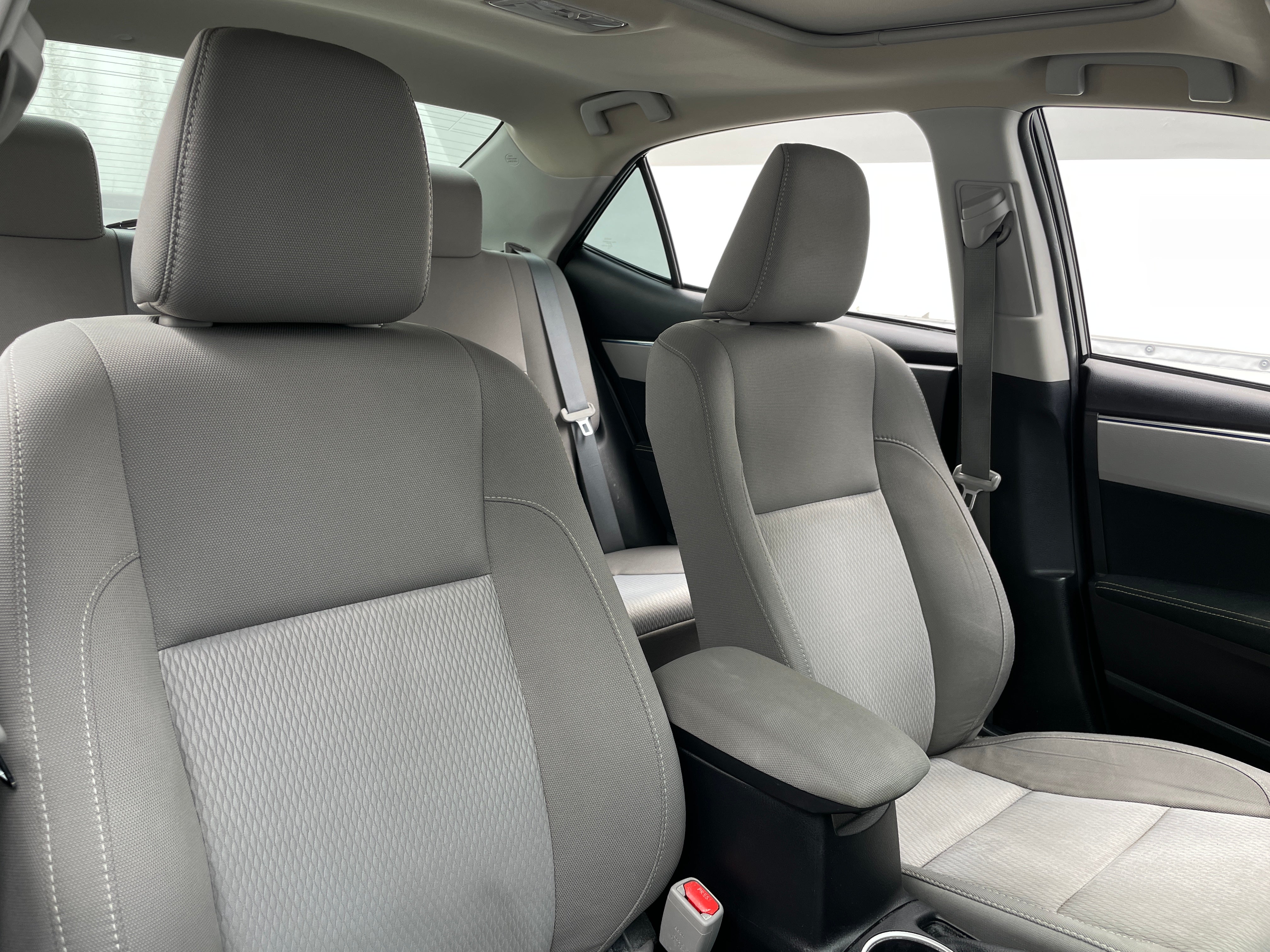 2015 Toyota Corolla LE 2