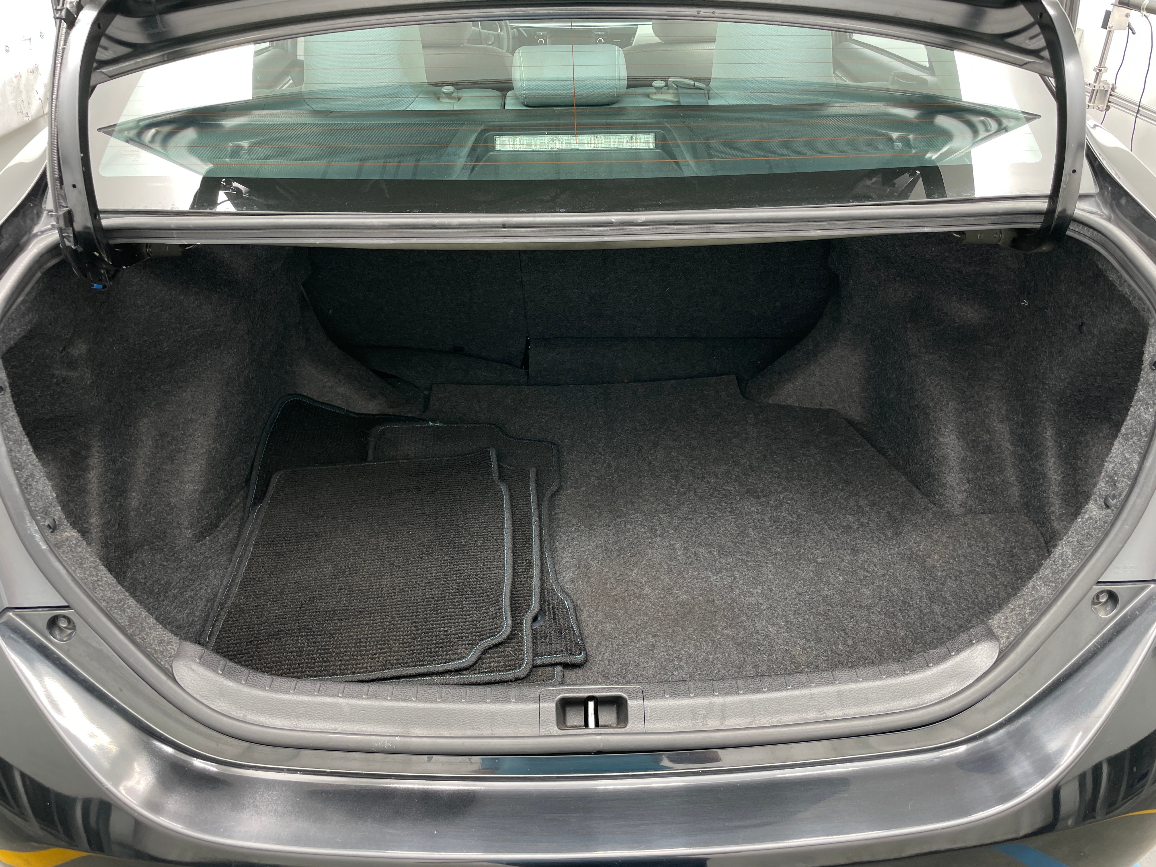 2015 Toyota Corolla LE 7
