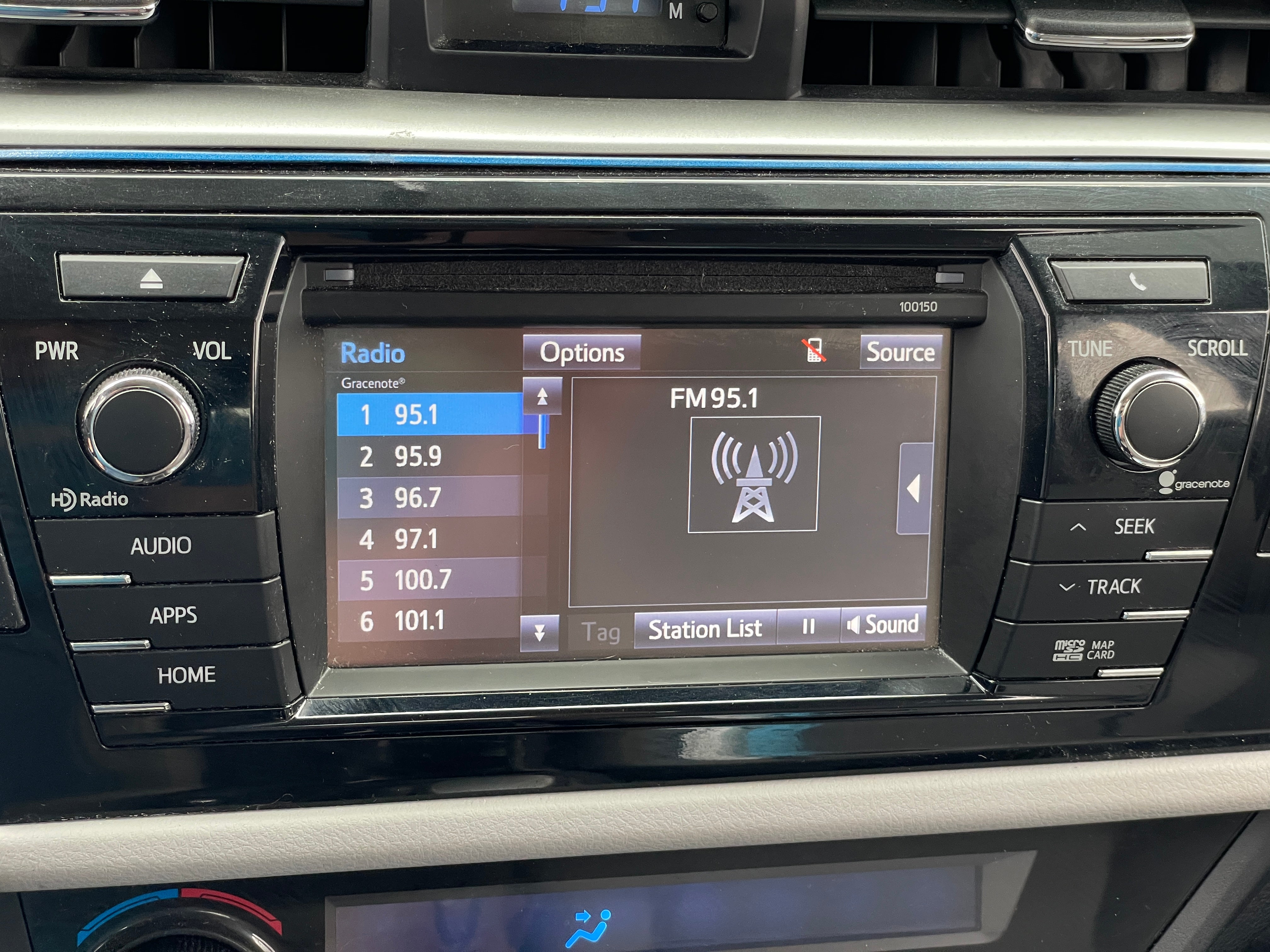 2015 Toyota Corolla LE 4