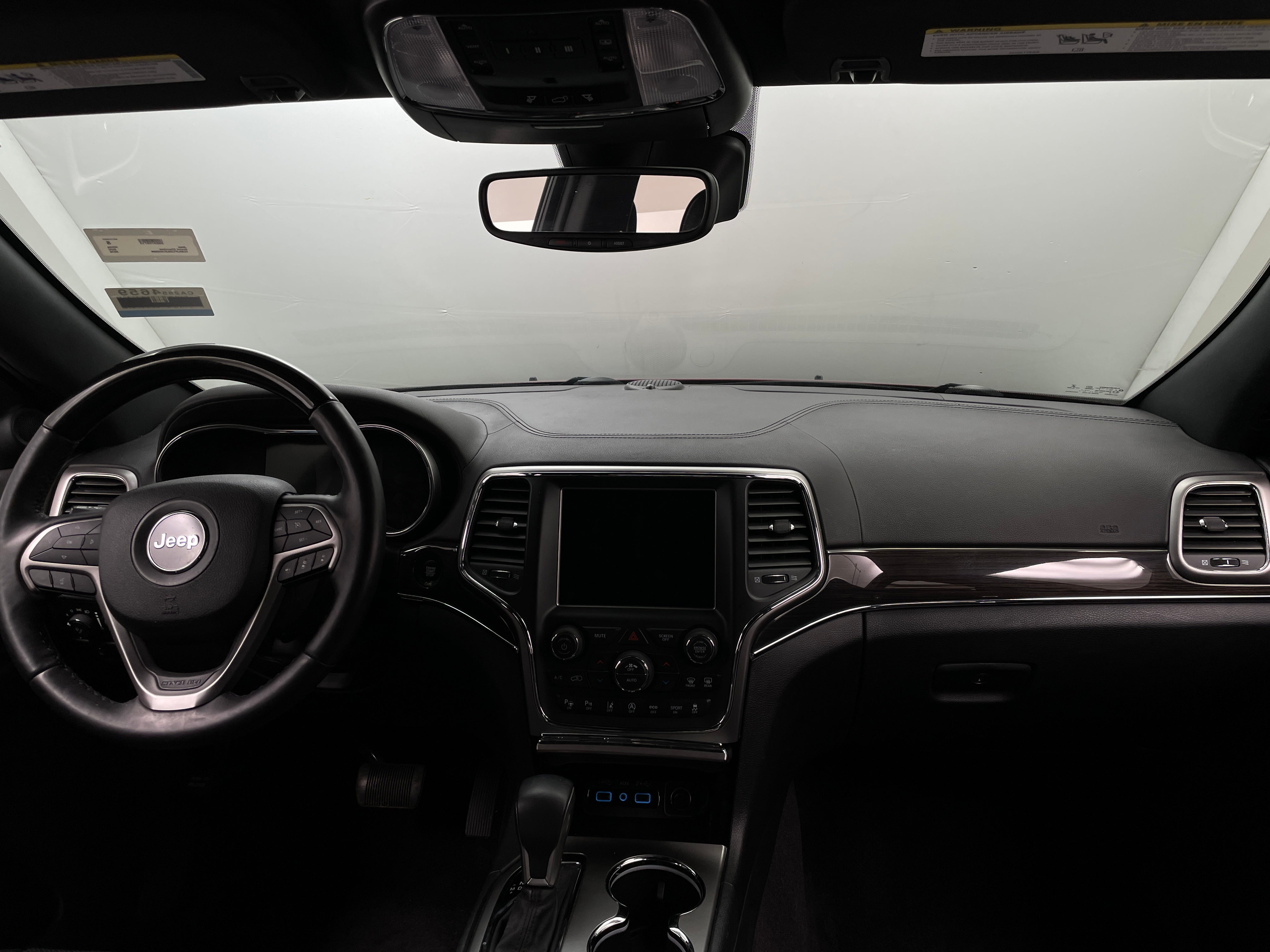 2018 Jeep Grand Cherokee Overland 2