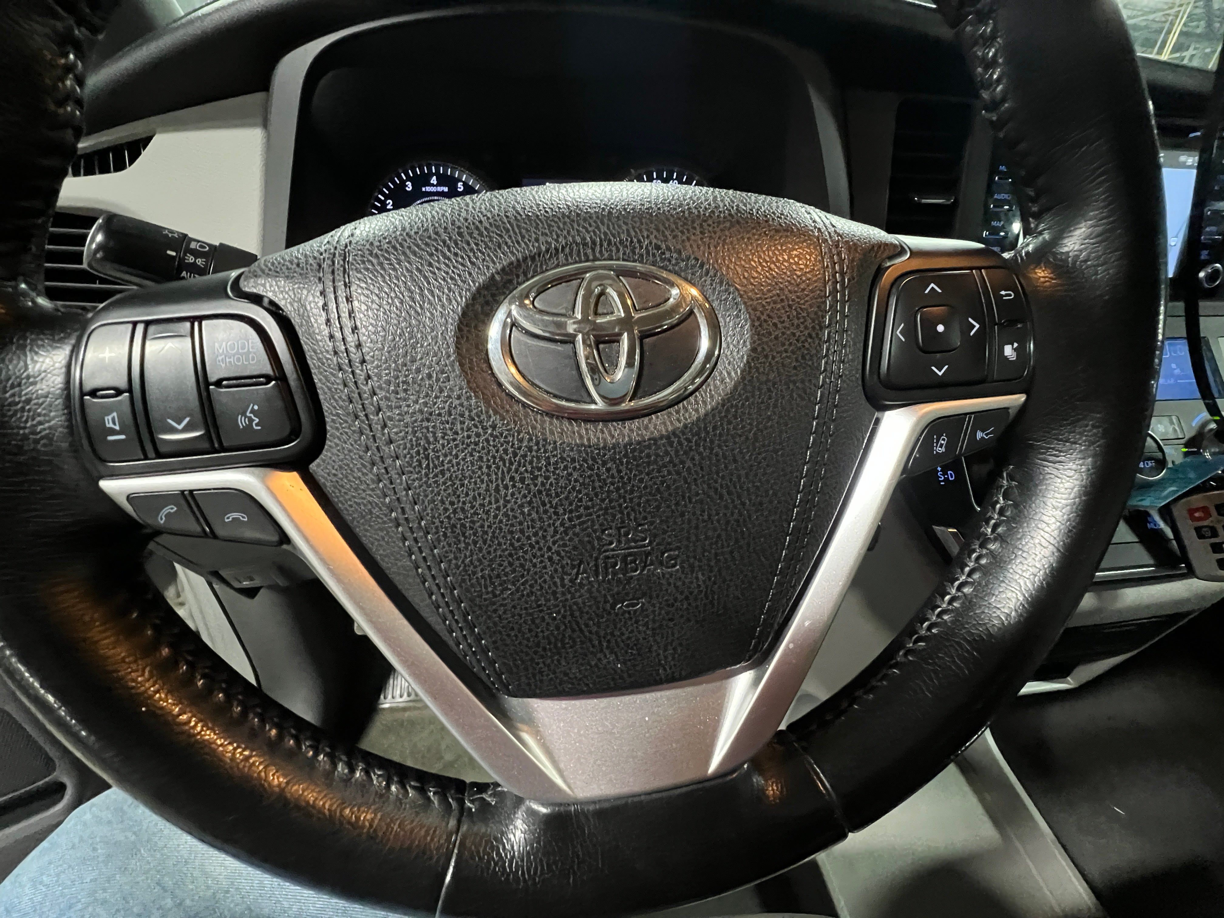 2018 Toyota Sienna XLE 4