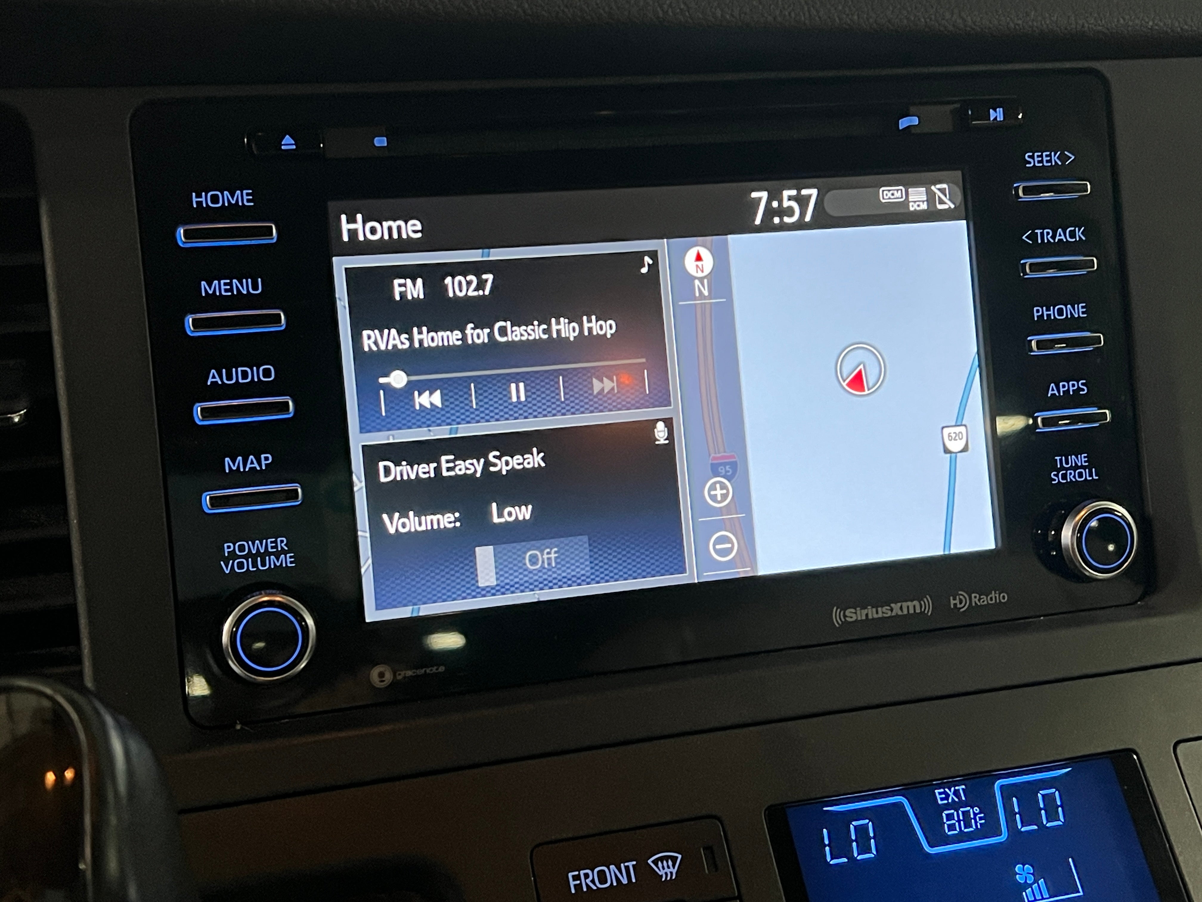 2018 Toyota Sienna XLE 3