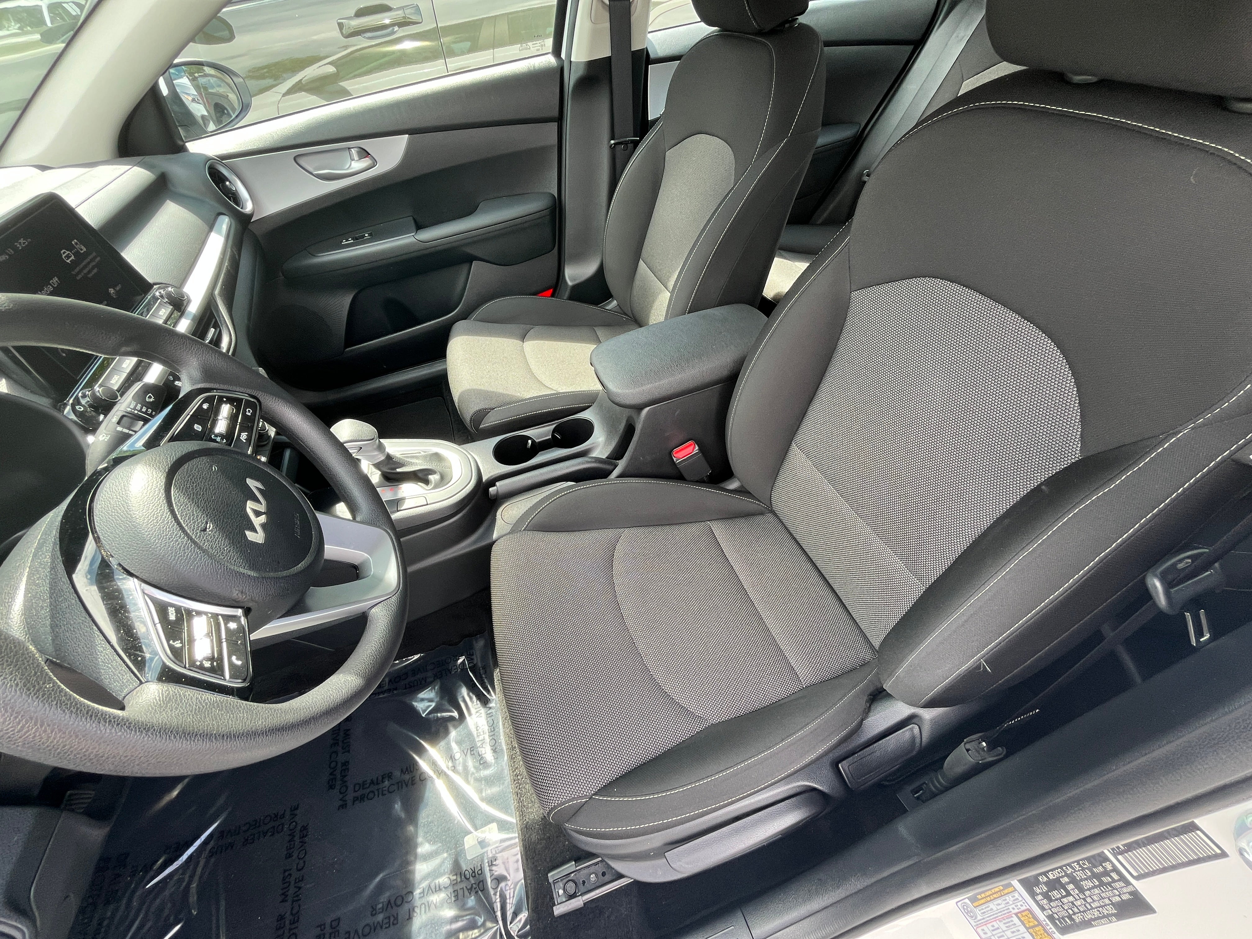 2024 Kia Forte LXS 2