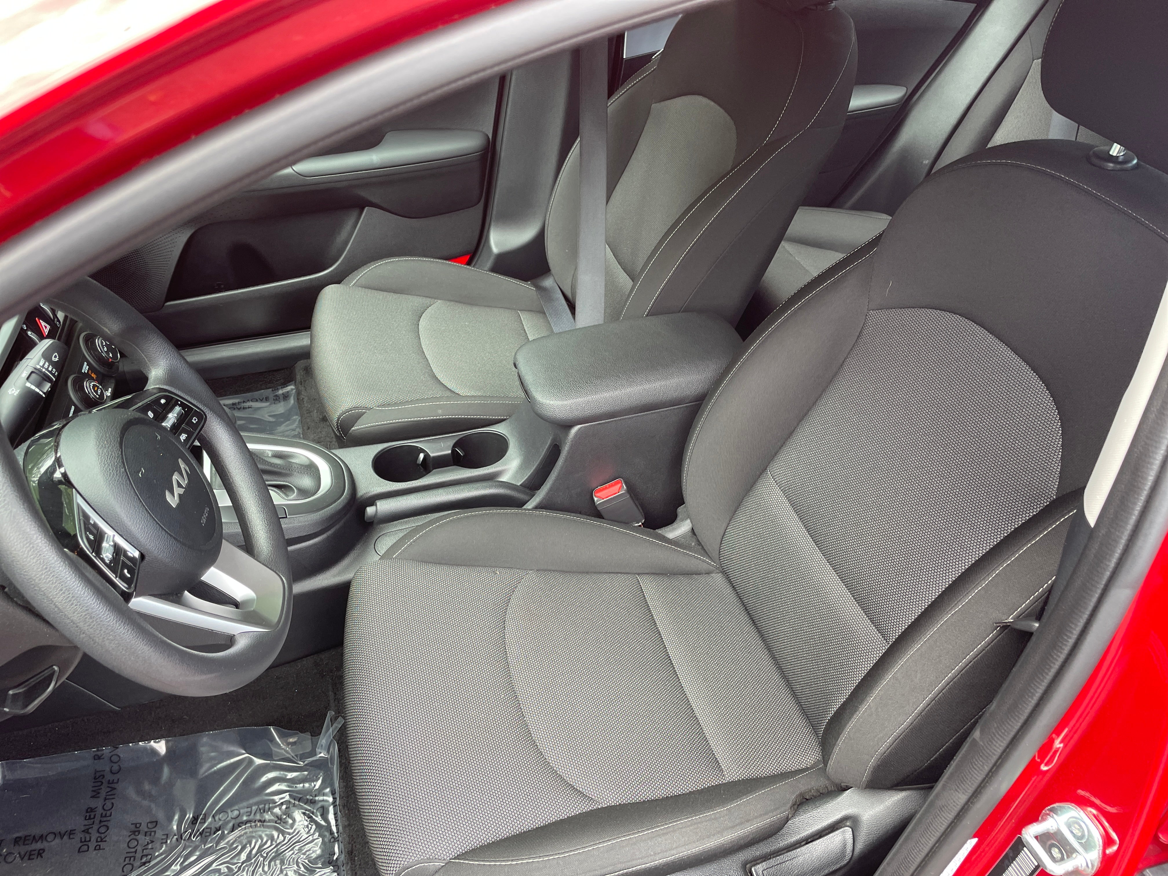 2024 Kia Forte LXS 2