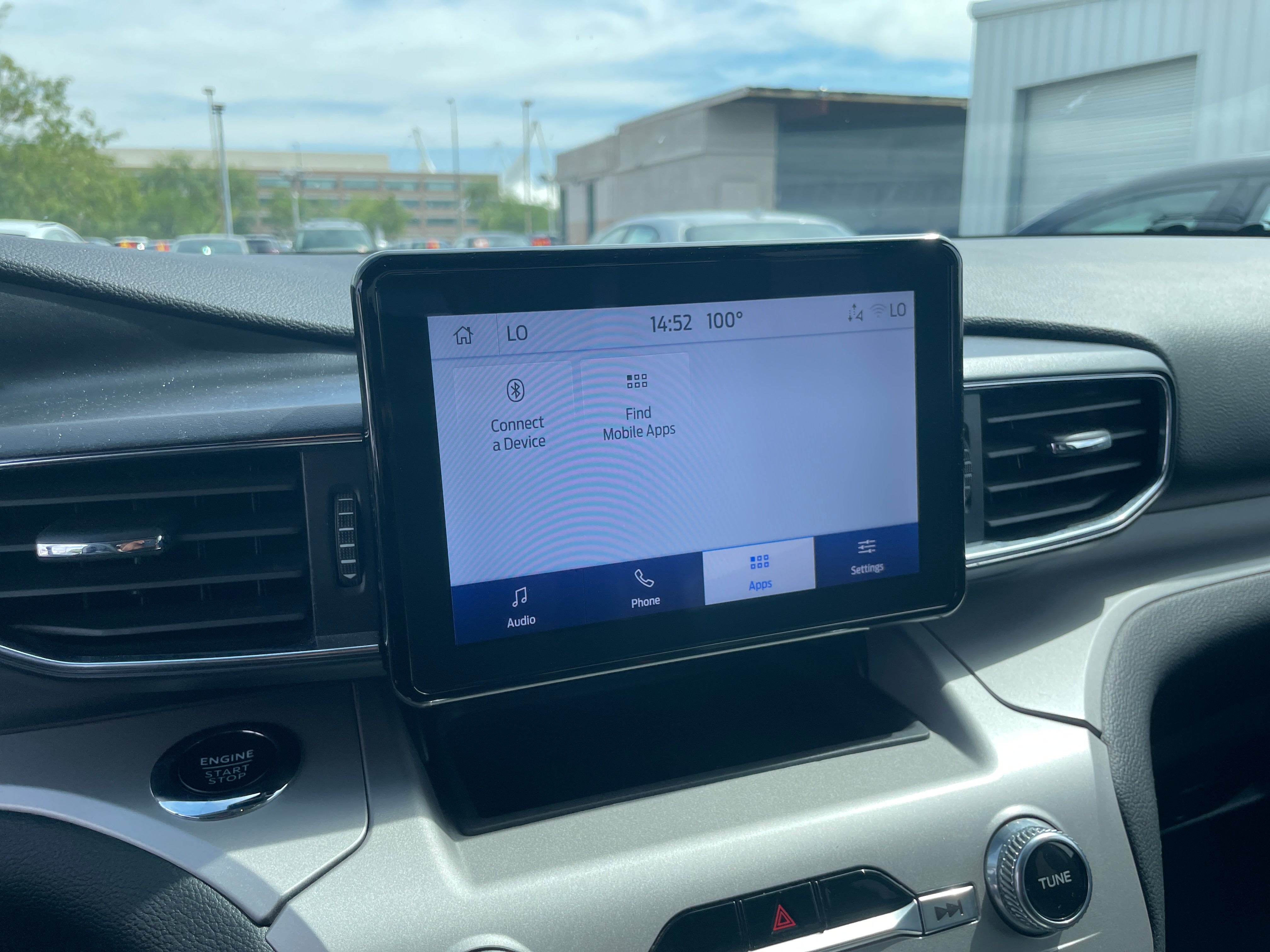 2024 Ford Explorer XLT 4