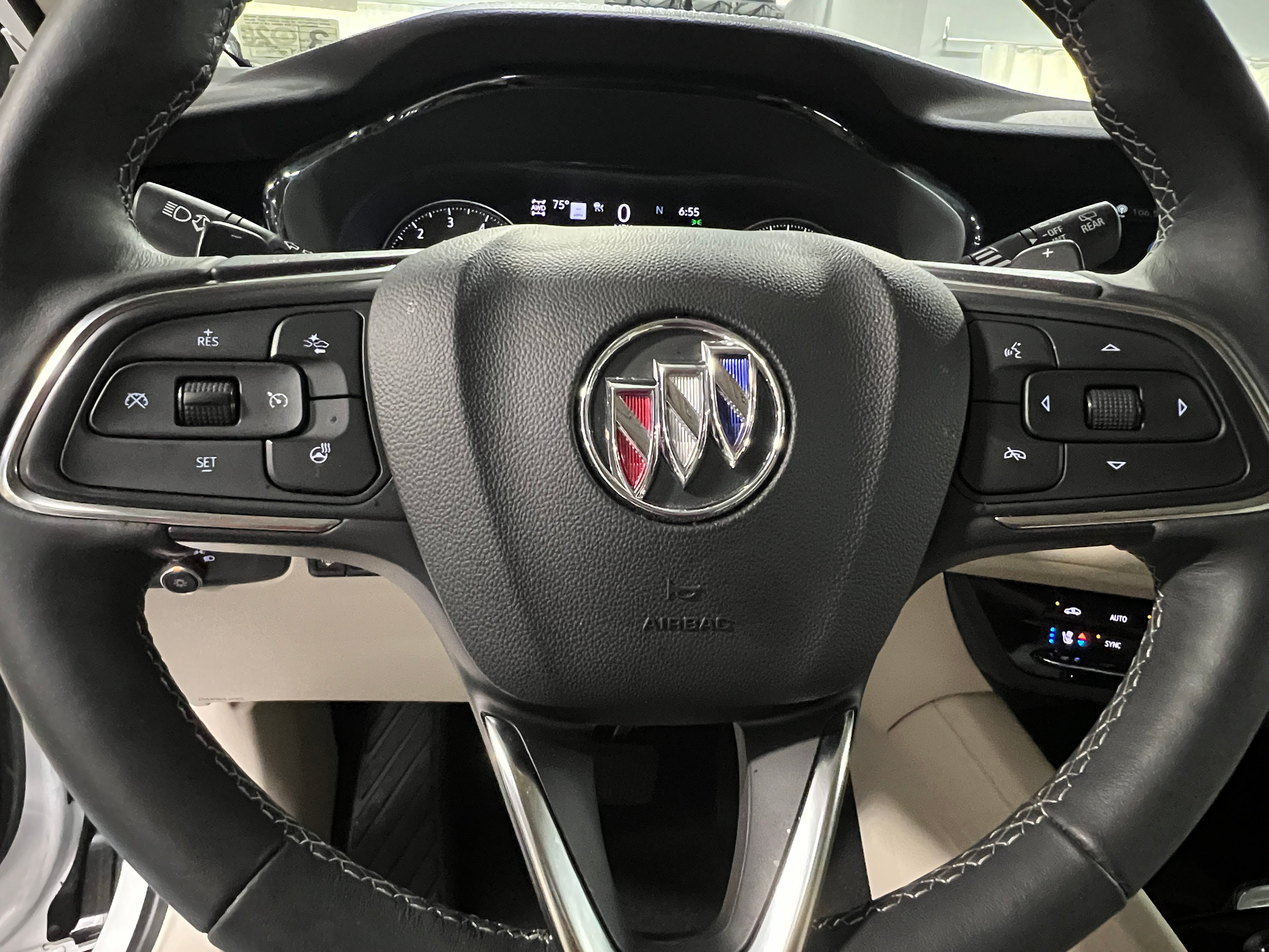 2023 Buick Envision Avenir 4