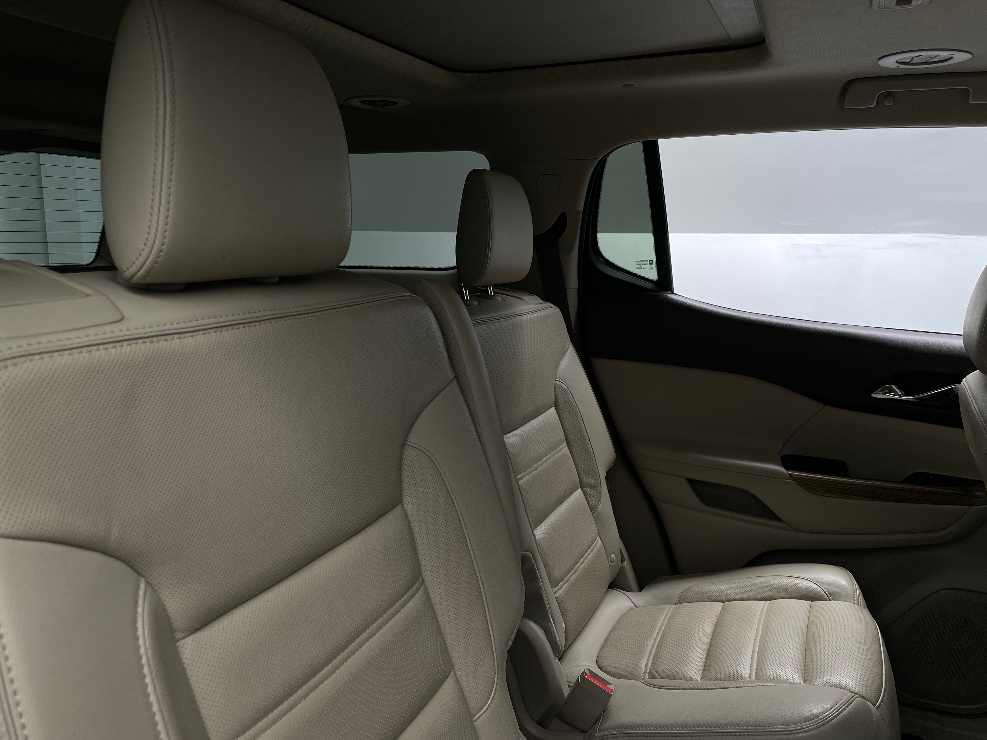 2018 GMC Acadia Denali 5