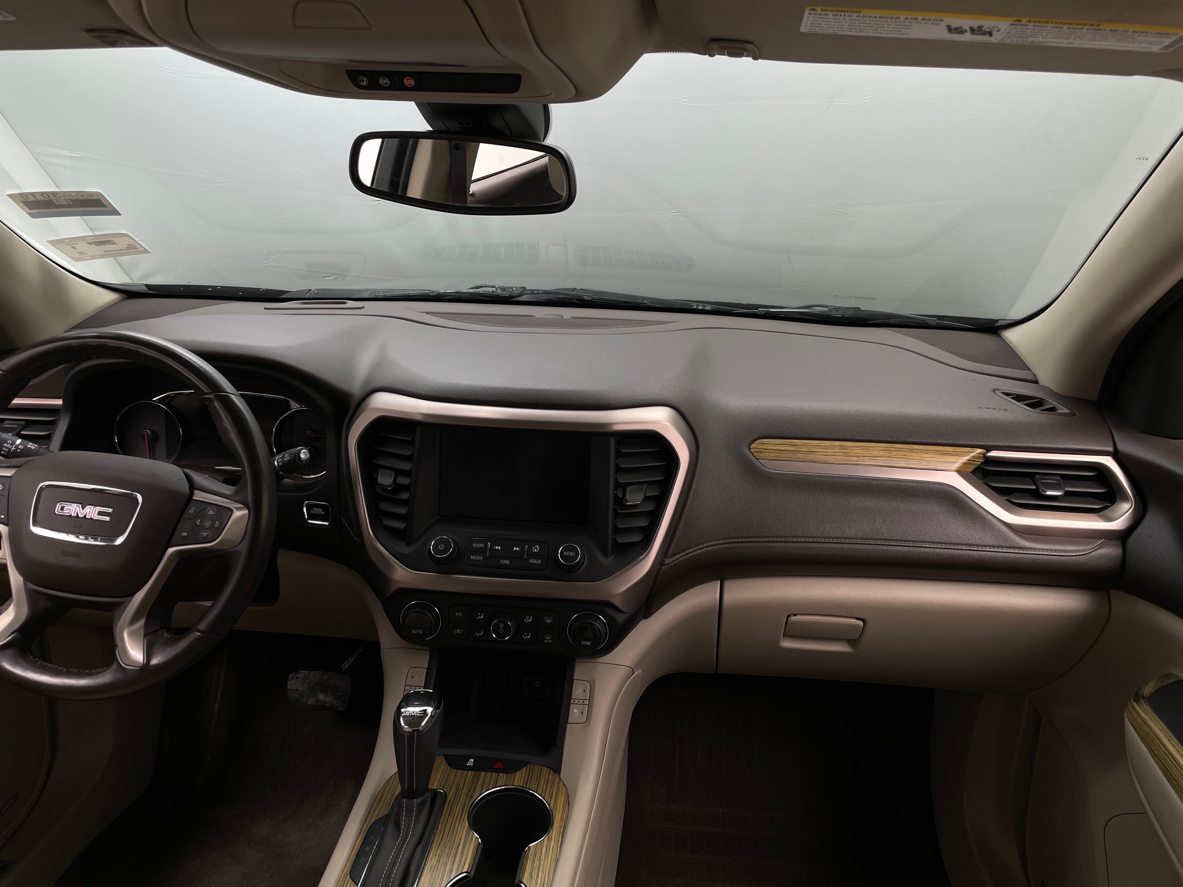 2018 GMC Acadia Denali 2